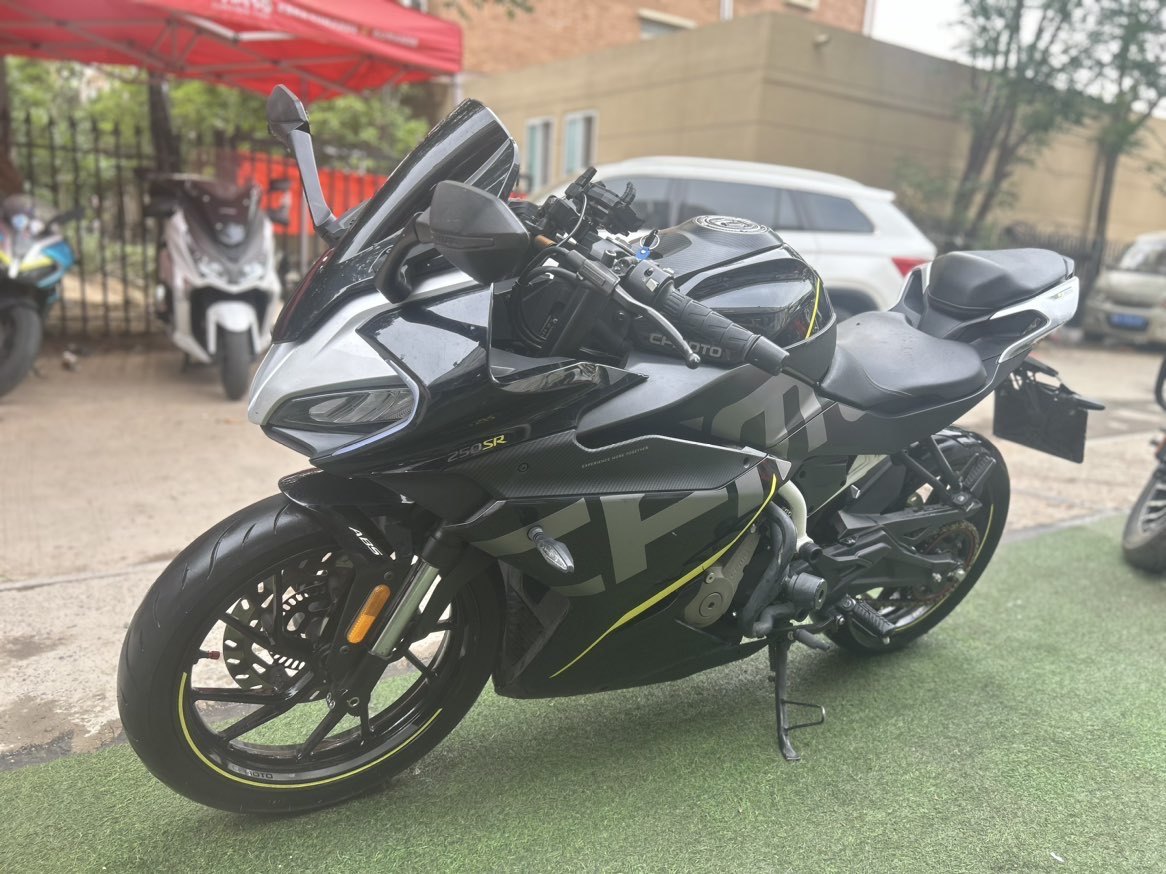春风 250SR