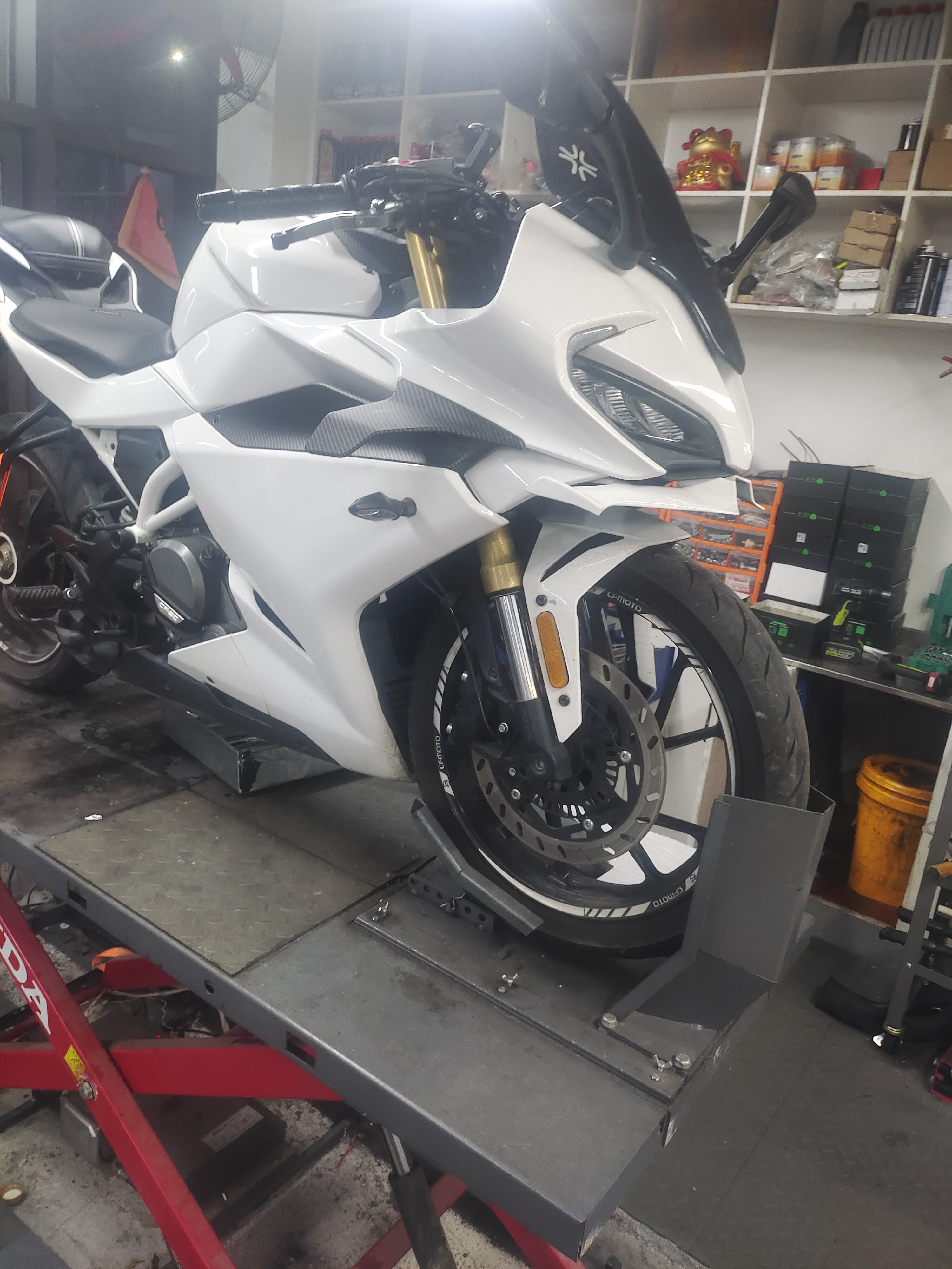 春风 250SR