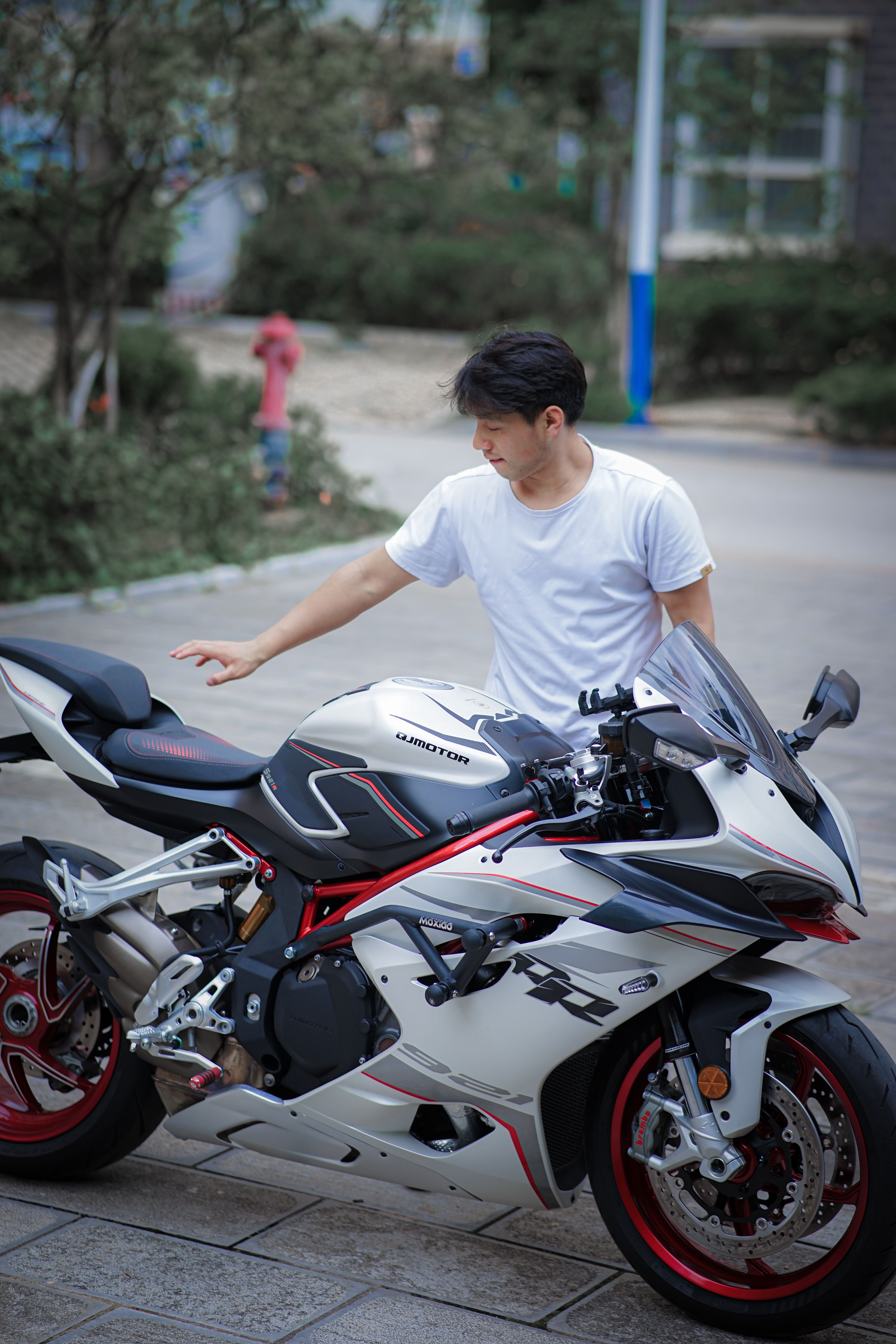 QJMOTOR QJ900GS-8D