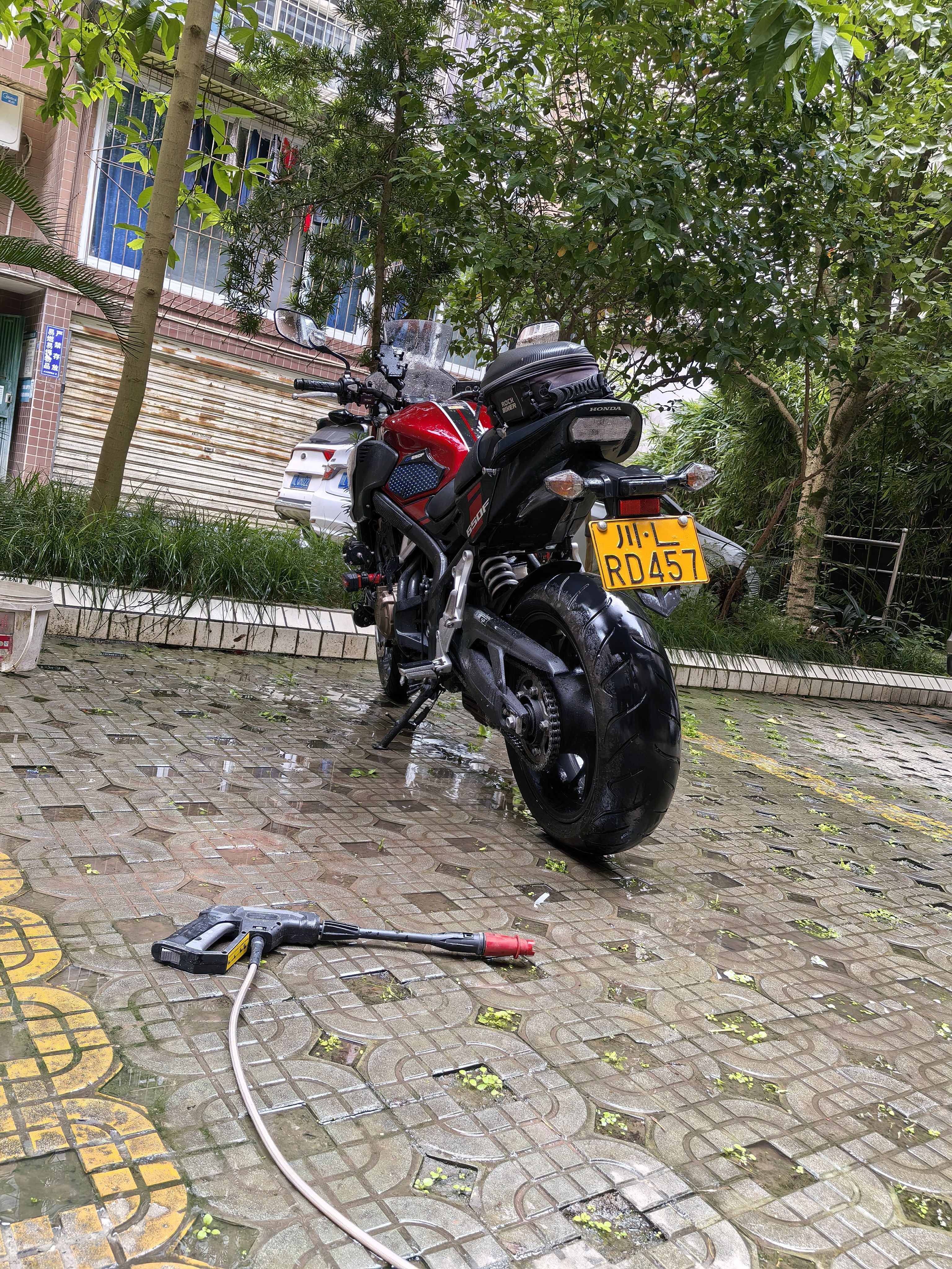 本田DREAMWING CB650F