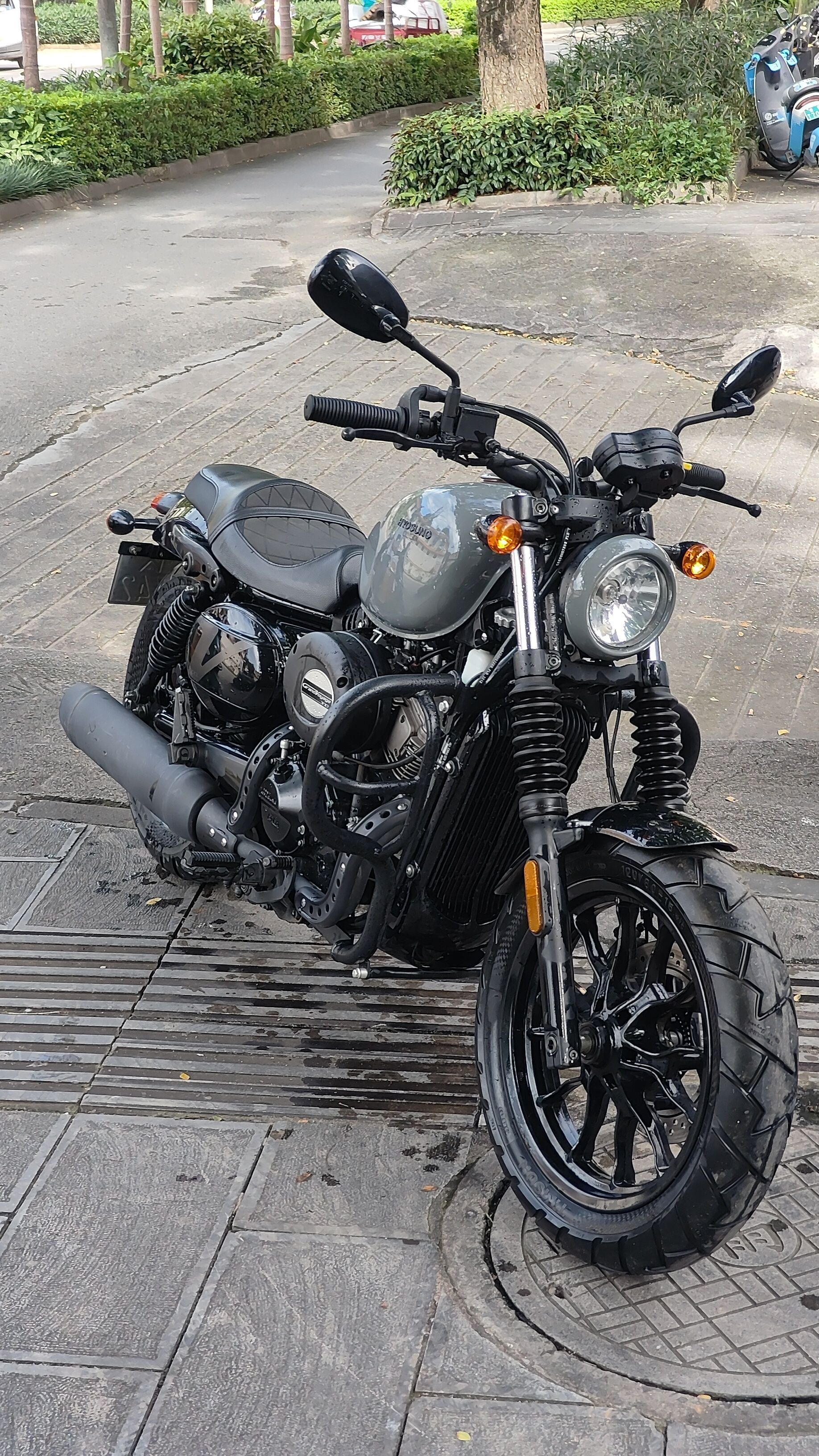 骁胜HYOSUNG GV300S