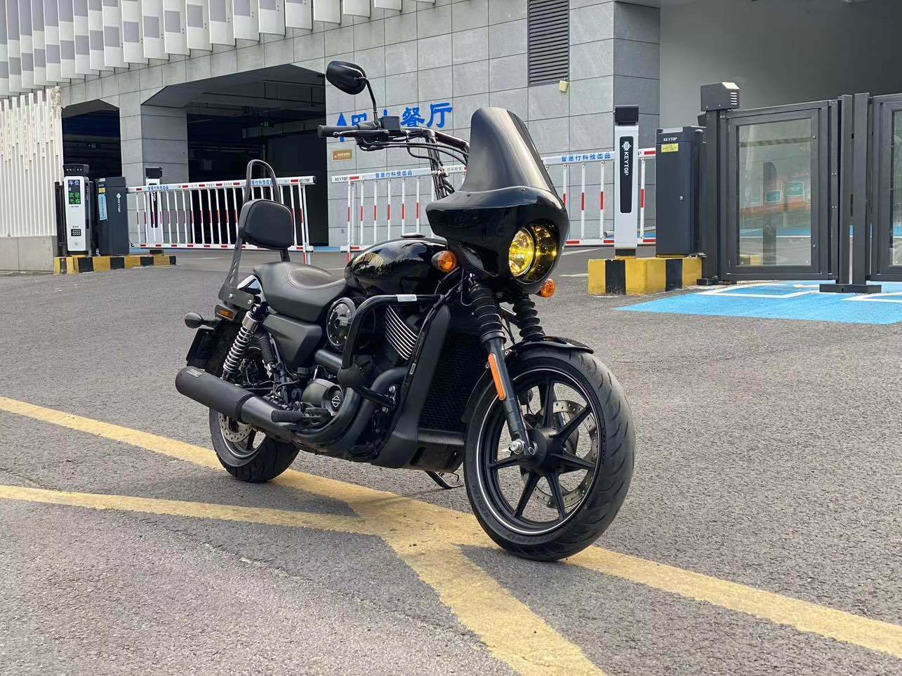 哈雷戴维森 Street 750