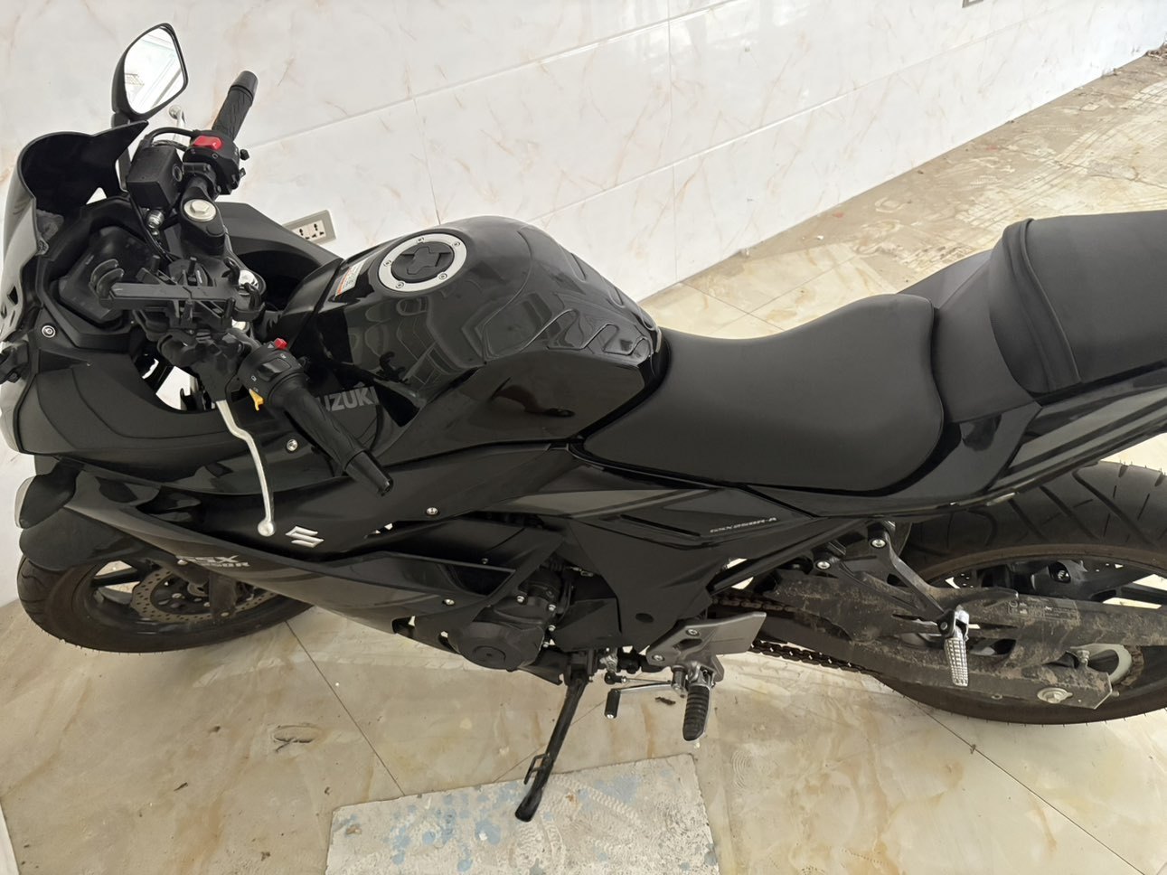 豪爵铃木 GSX250R