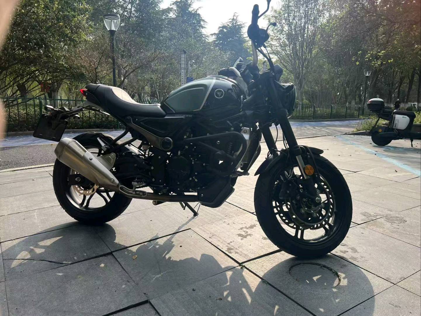 无极 300DS