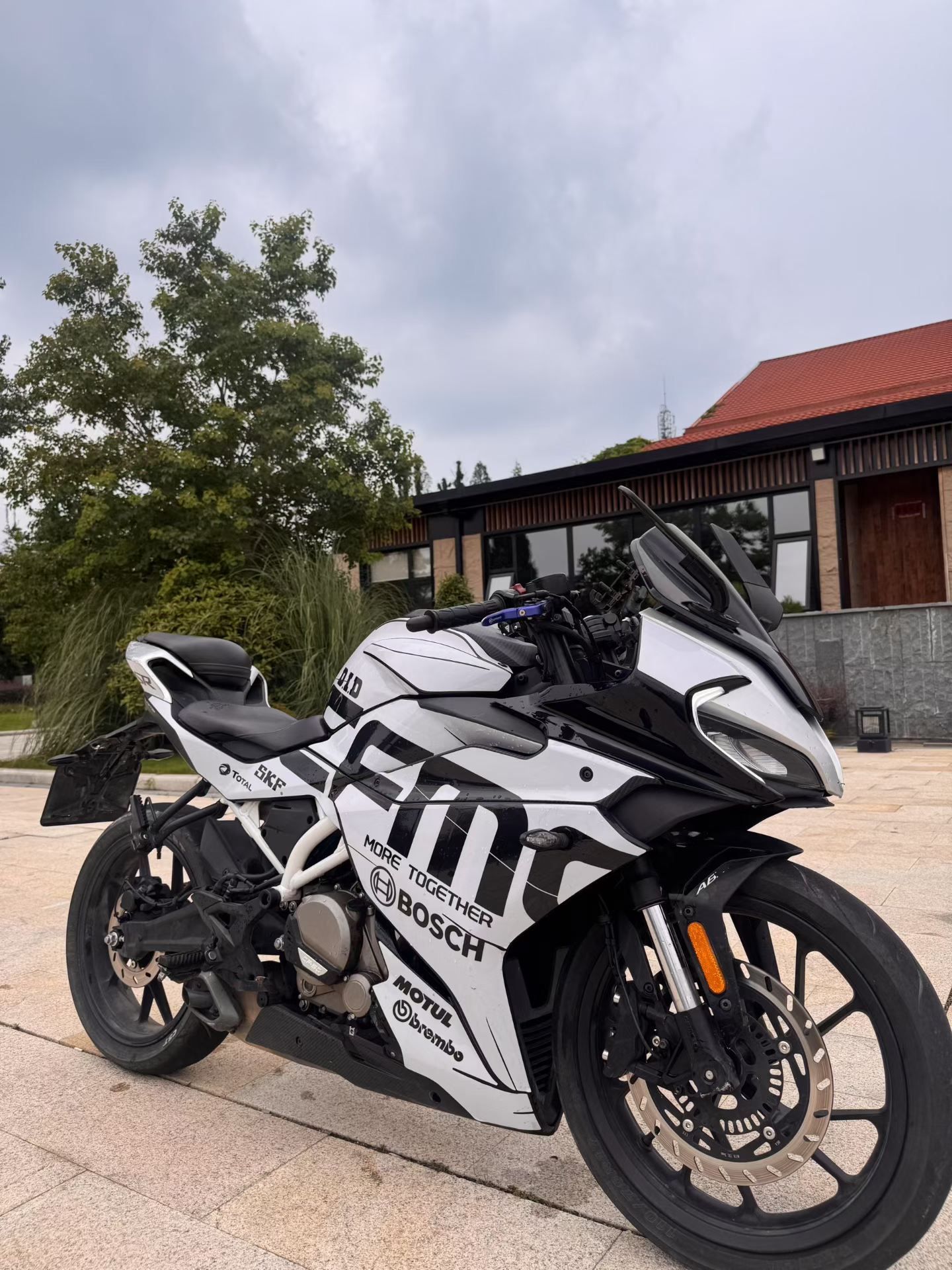 春风 250SR