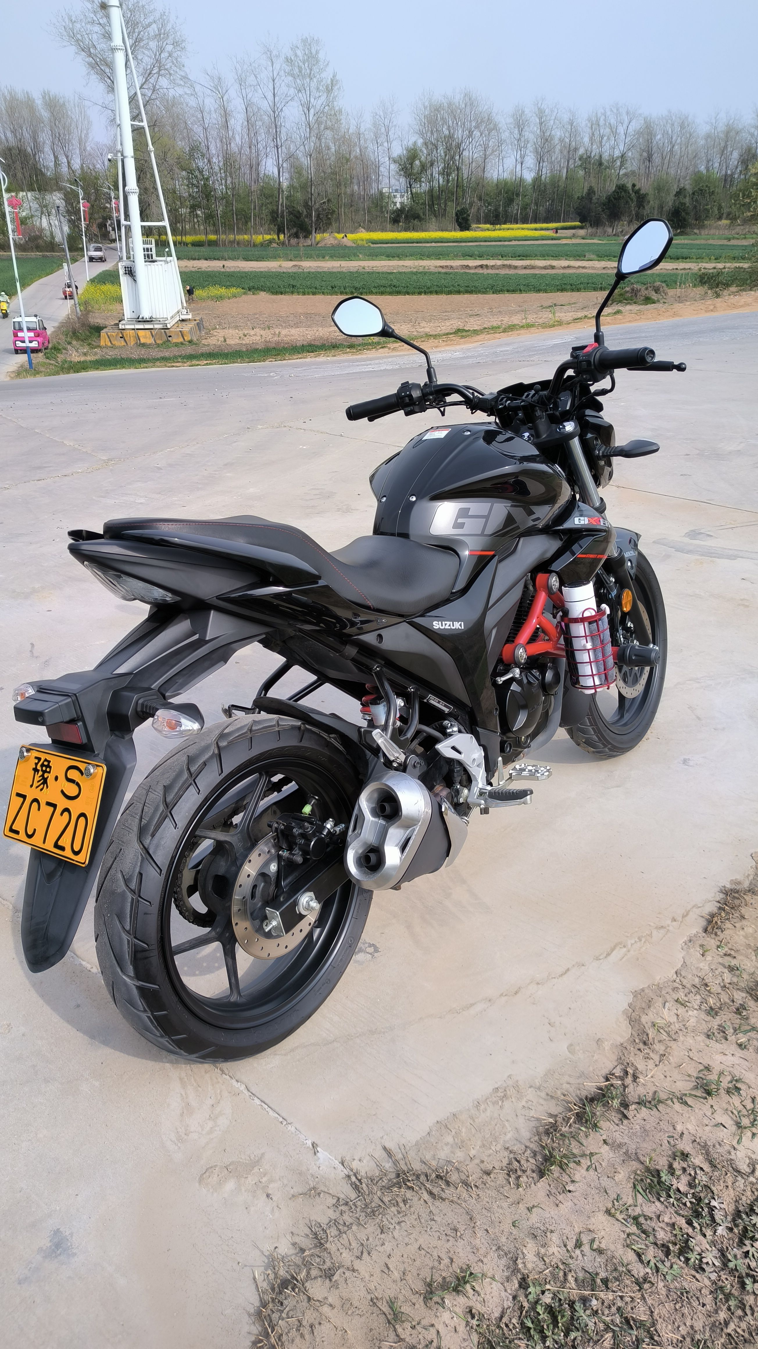 济南铃木 极客飒 Gixxer 155 NK