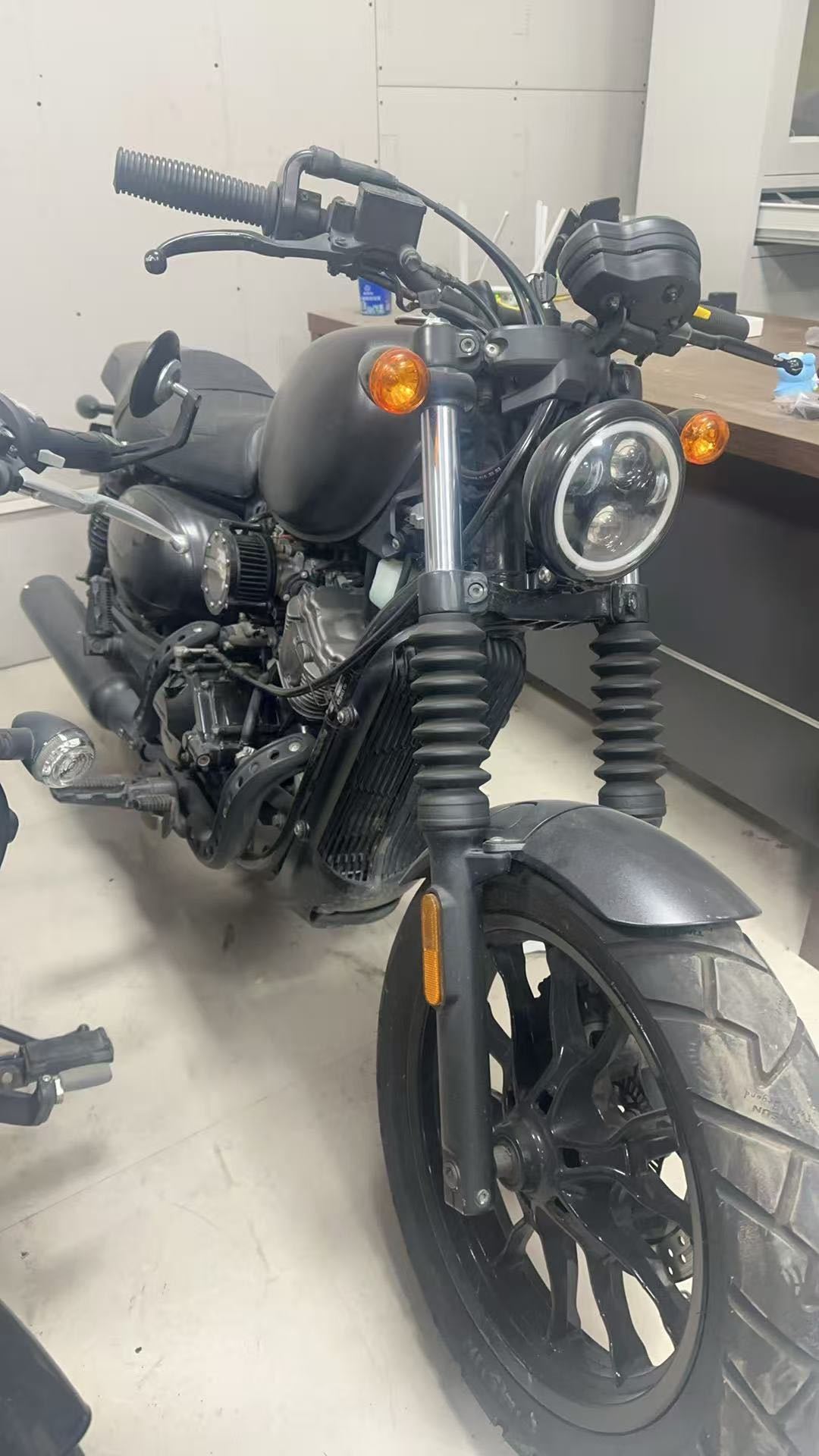 骁胜HYOSUNG GV300S