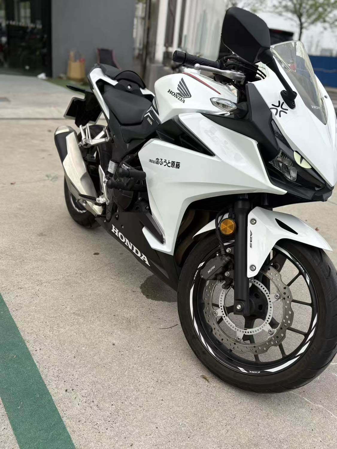 本田WING CBR400R