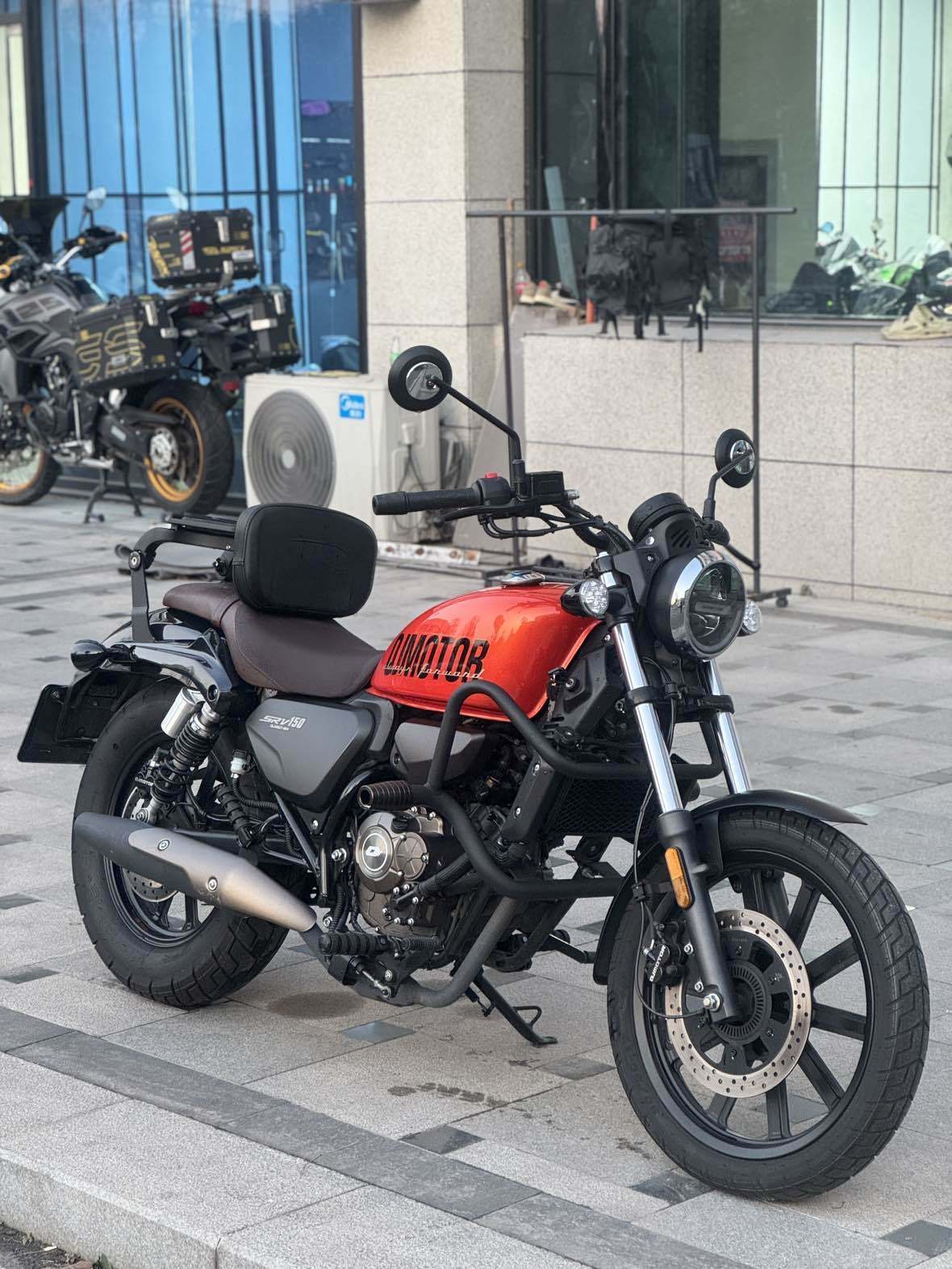 QJMOTOR 闪150