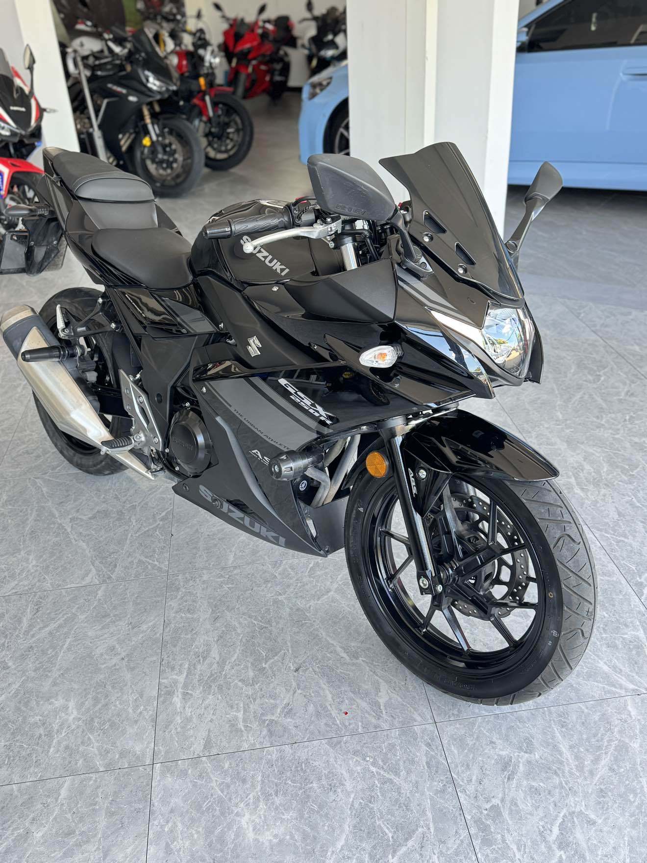 豪爵铃木 GSX250R