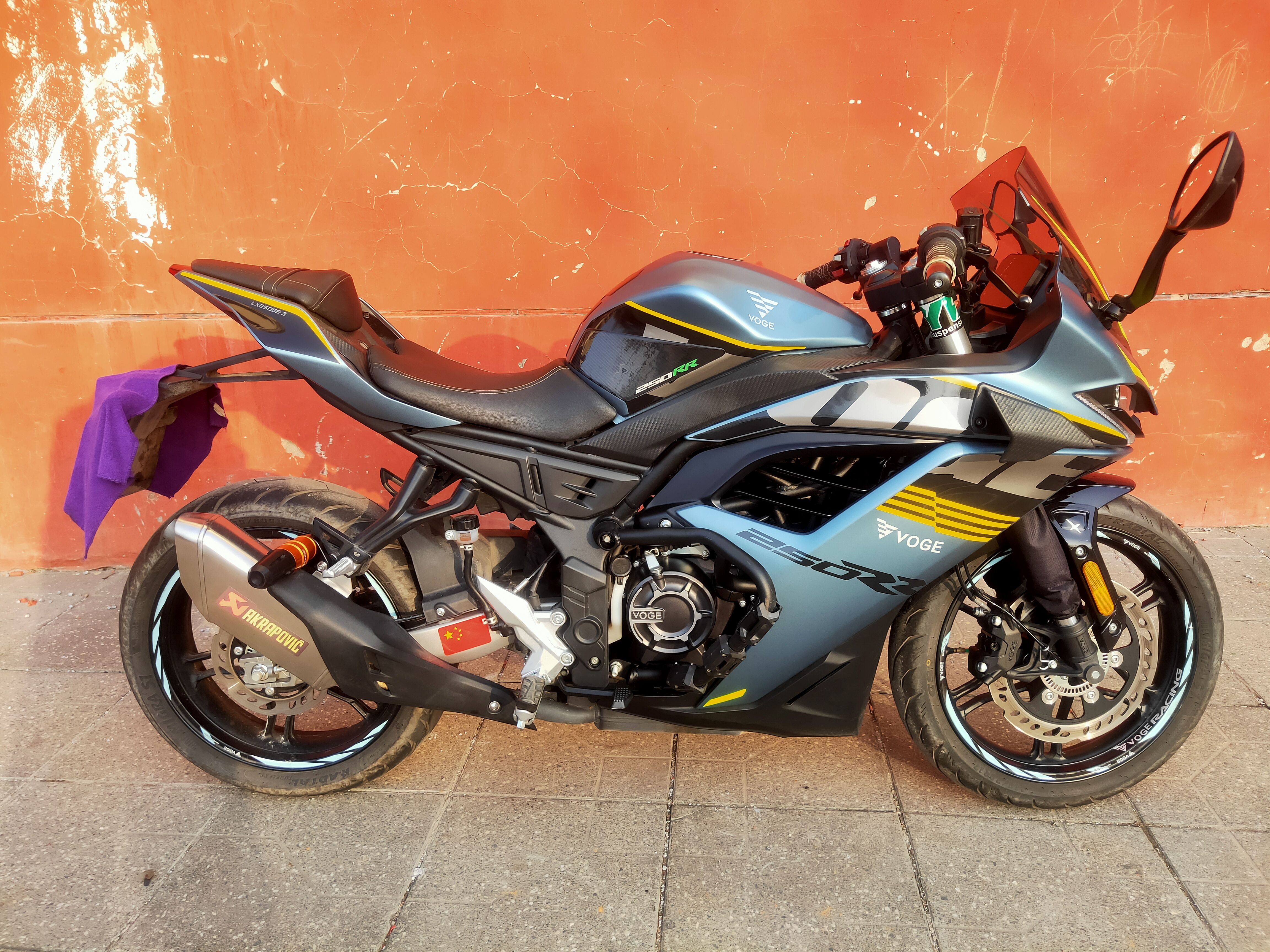 无极 250RR