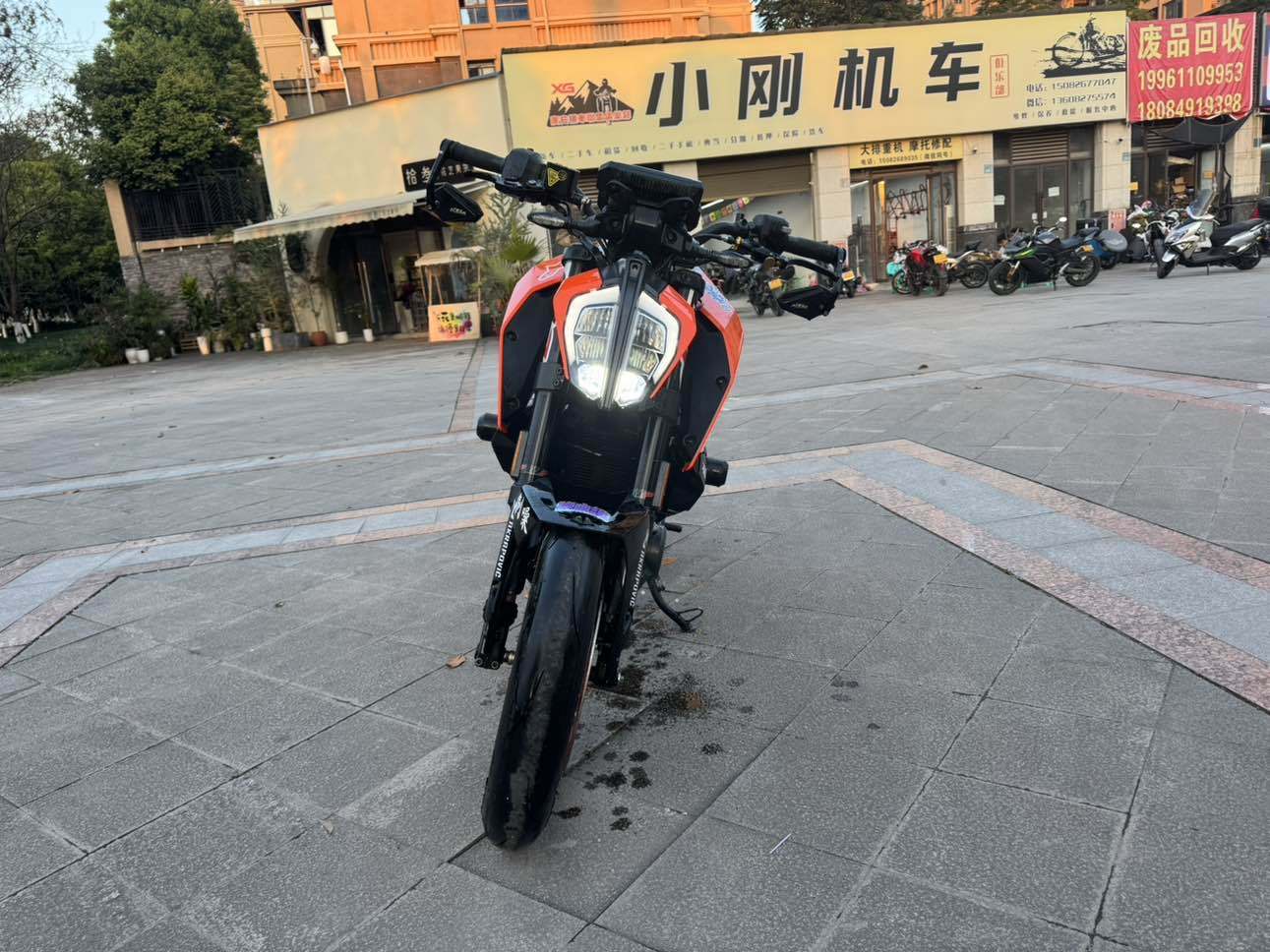 KTMR2R 390 Duke