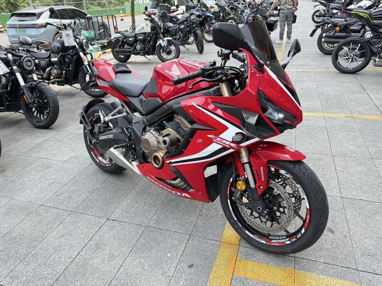 本田DREAMWING CBR650R