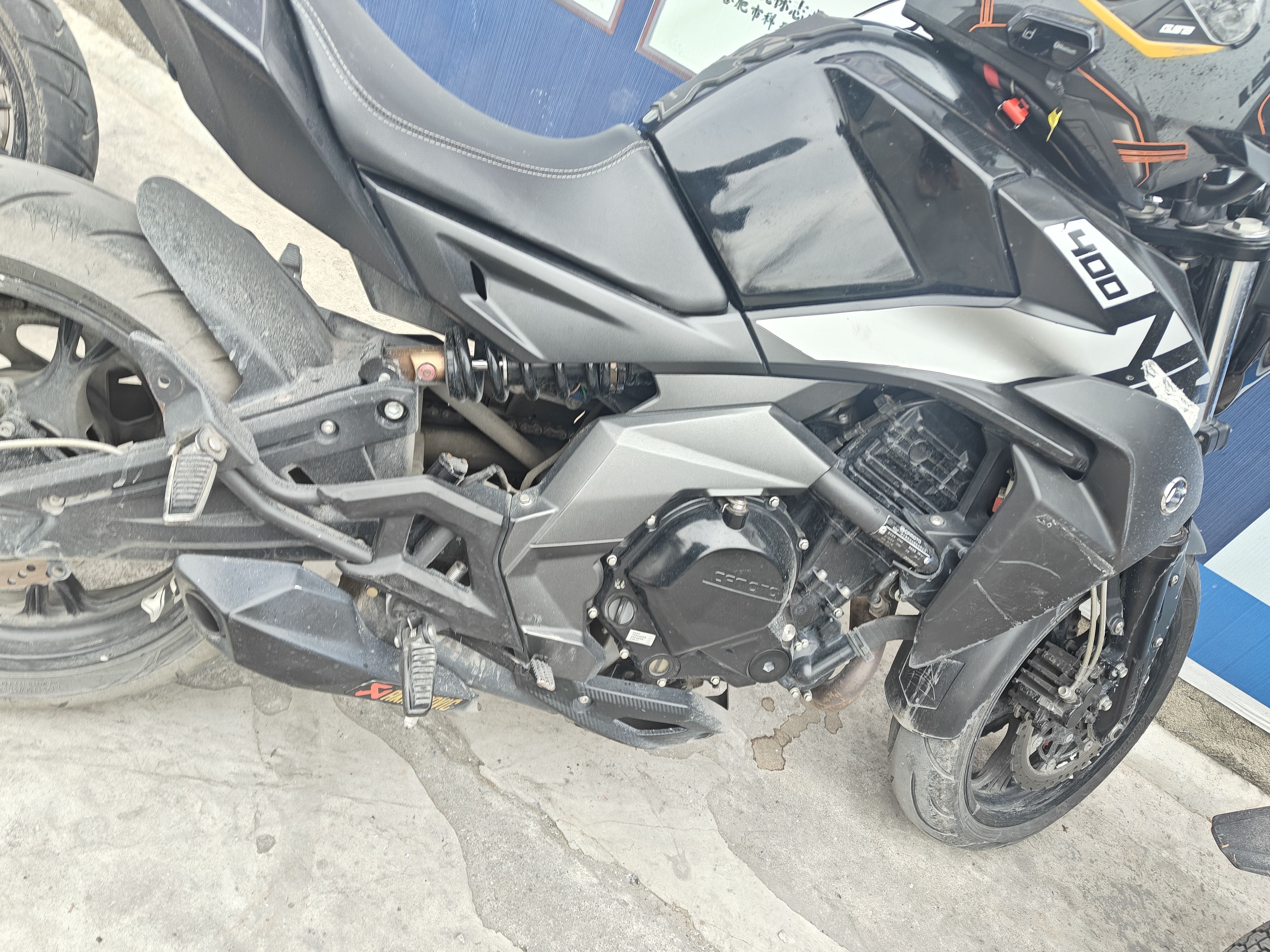 春风 400NK