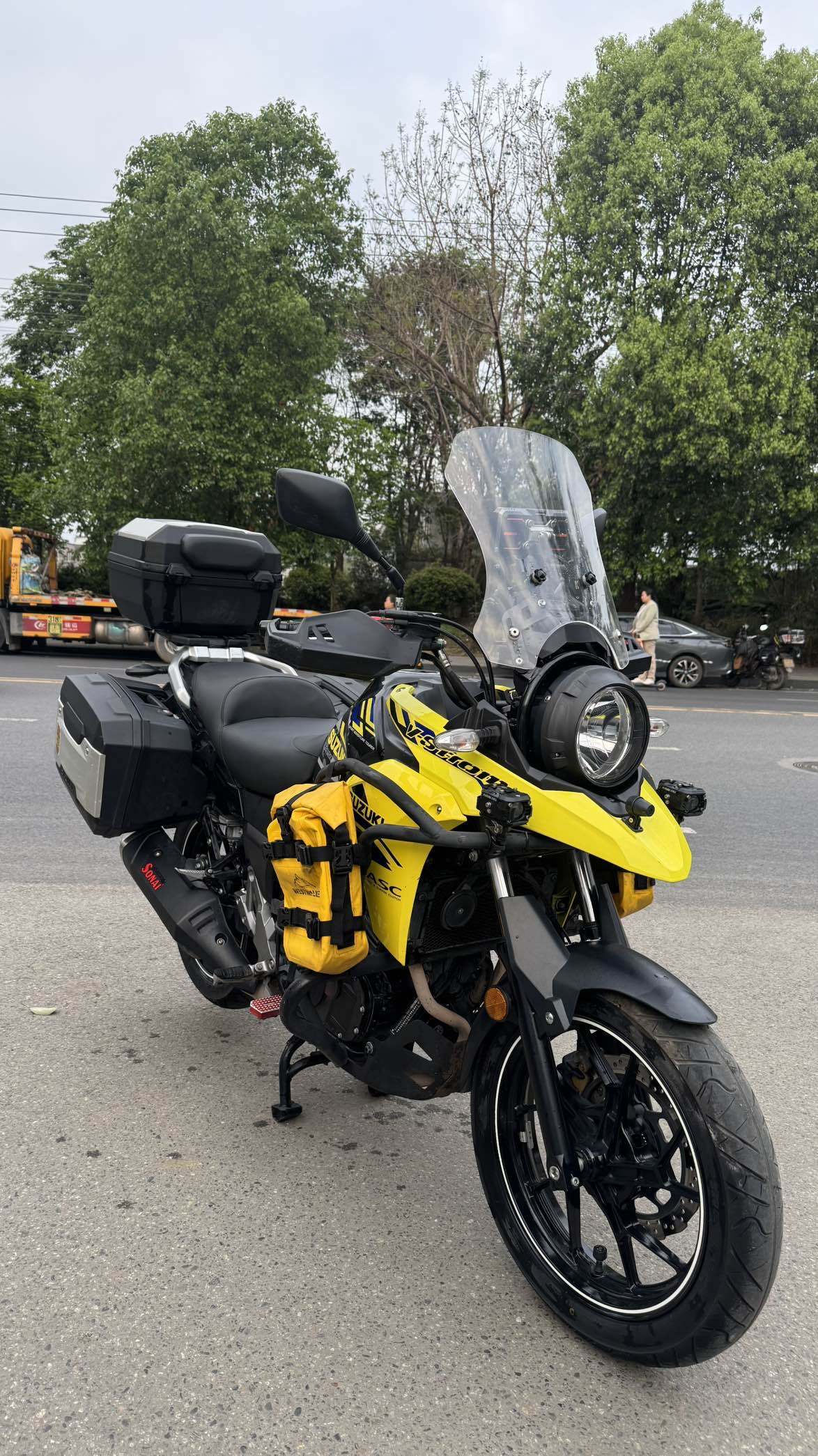 豪爵铃木 DL250