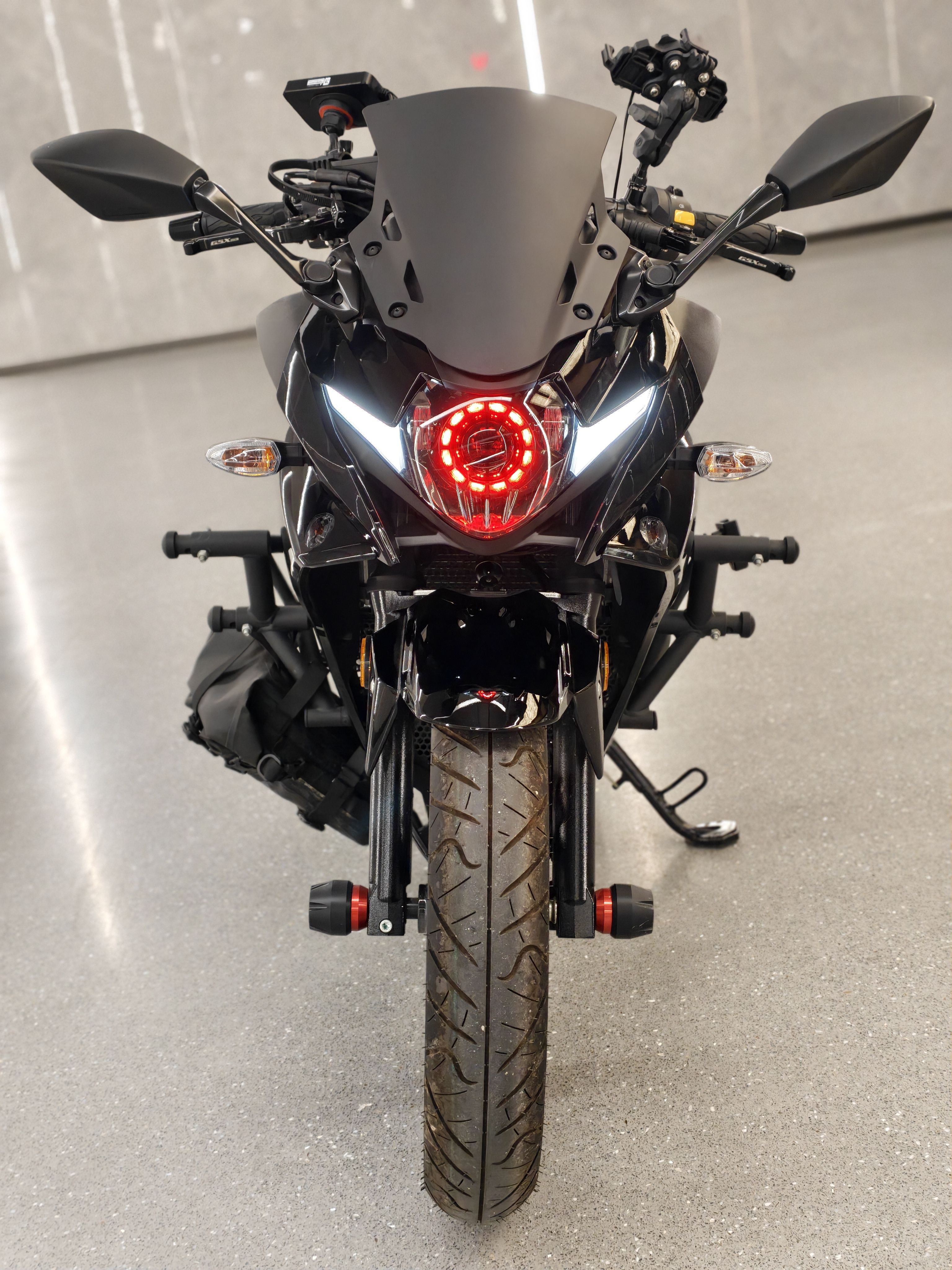 豪爵铃木 GSX250R