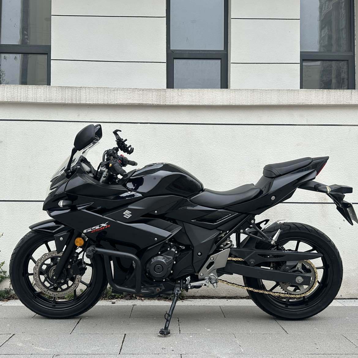 豪爵铃木 GSX250R