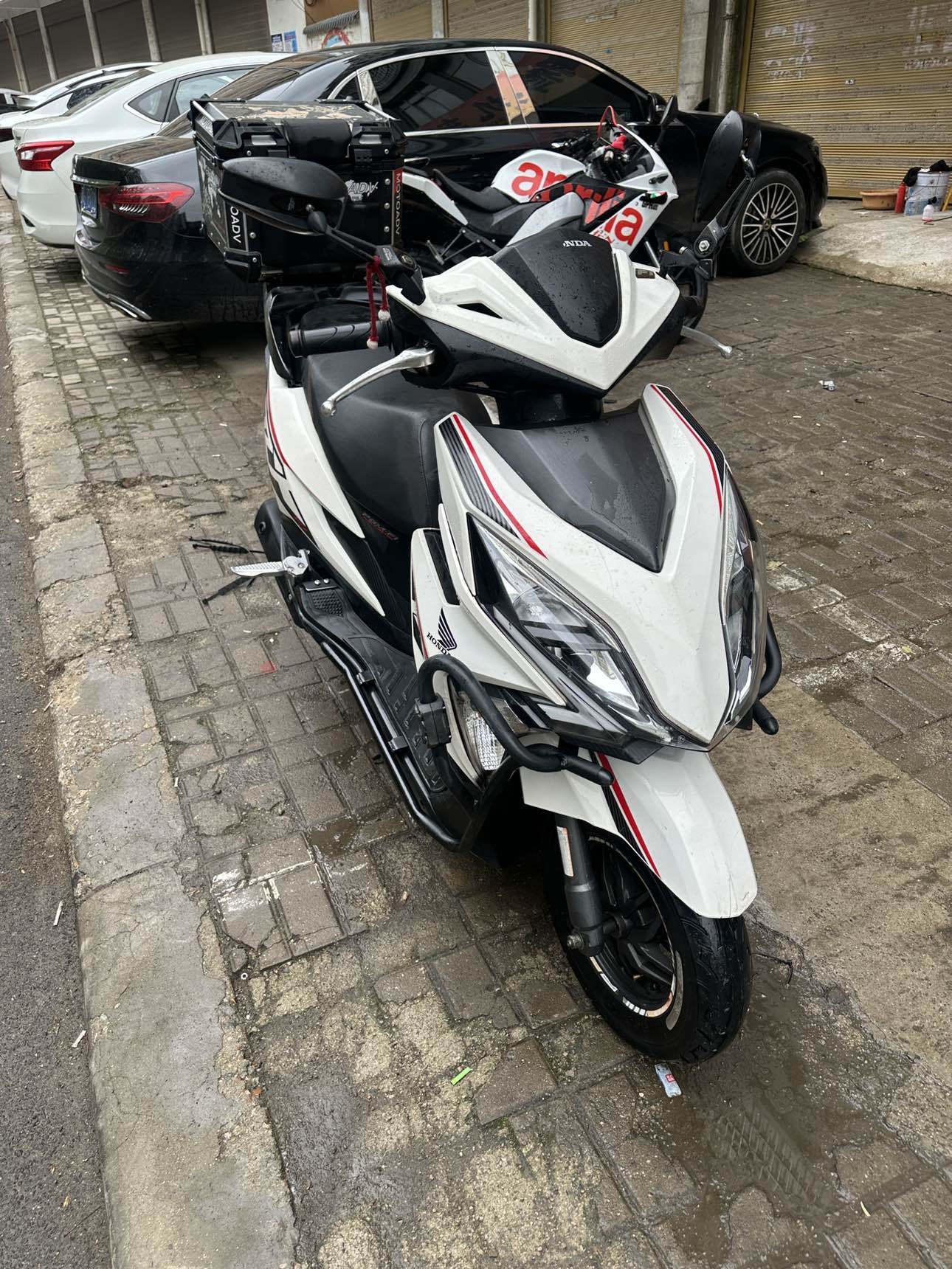新大洲本田 裂行 RX125Fi
