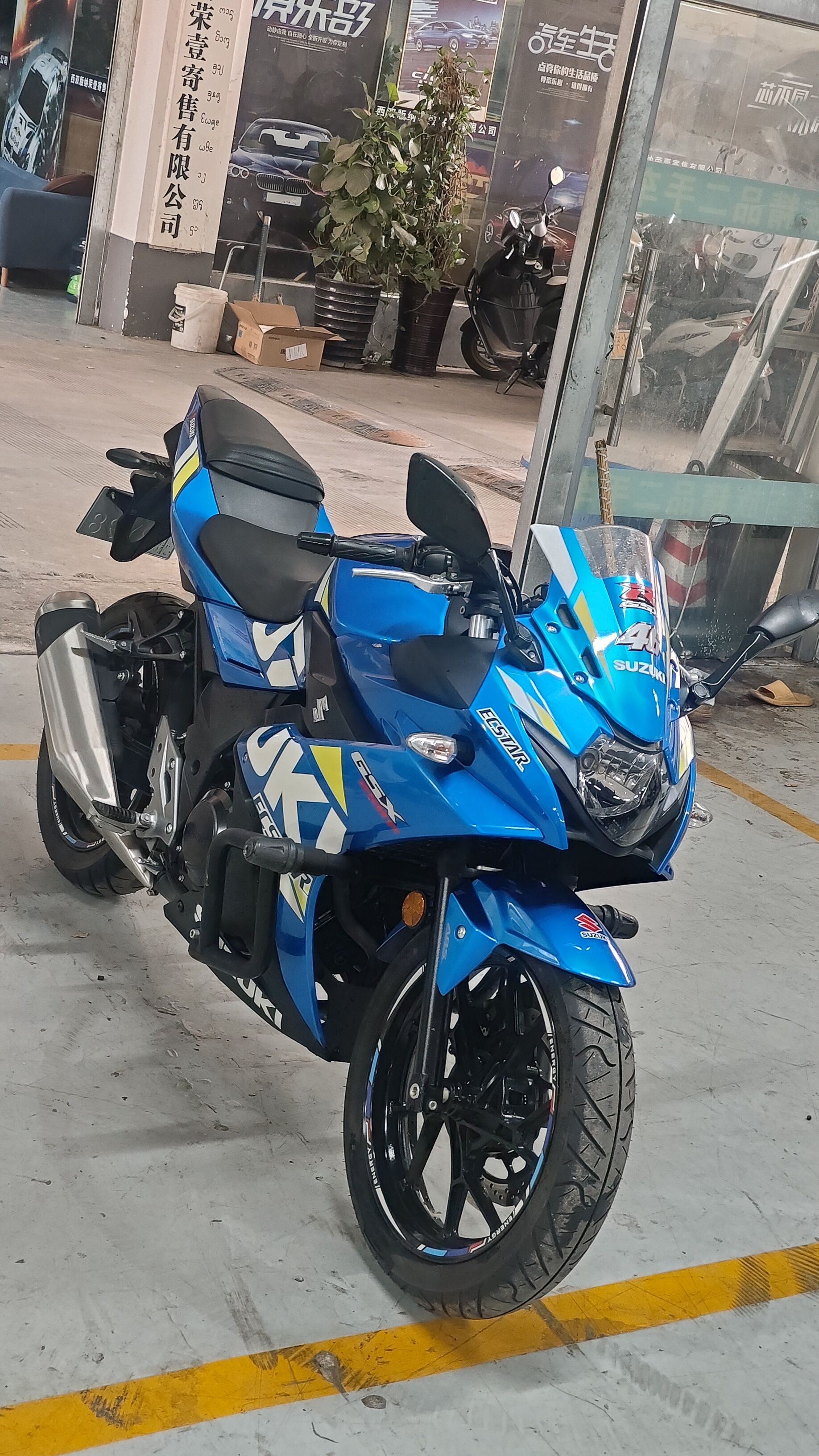 豪爵铃木 GSX250R