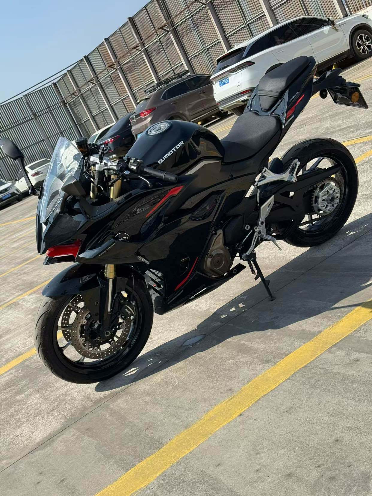 QJMOTOR 赛450