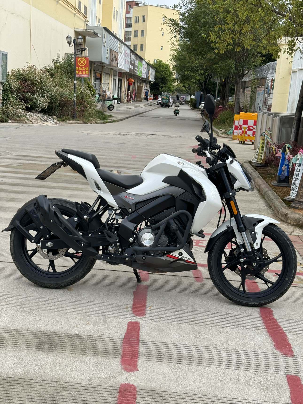 贝纳利 小迅龙 BN150S