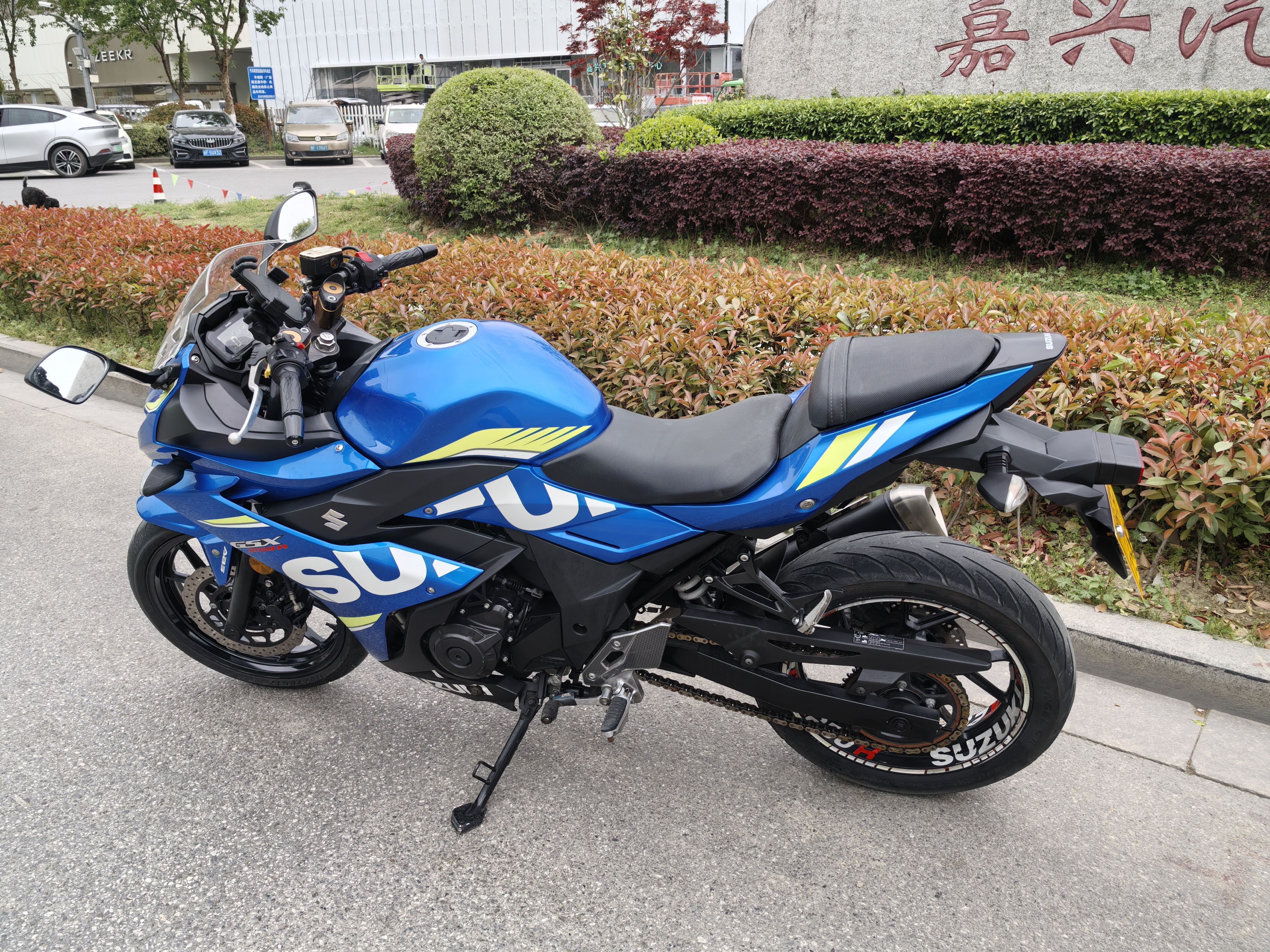 豪爵铃木 GSX250R