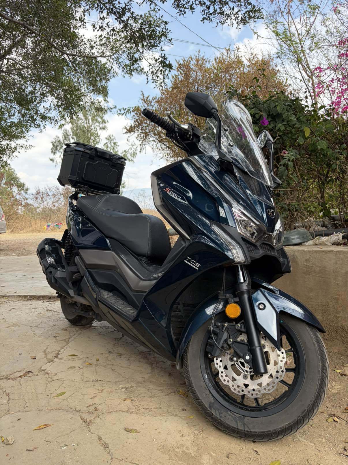 光阳 赛艇 S250