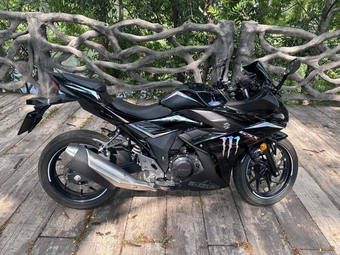豪爵铃木 GSX250R