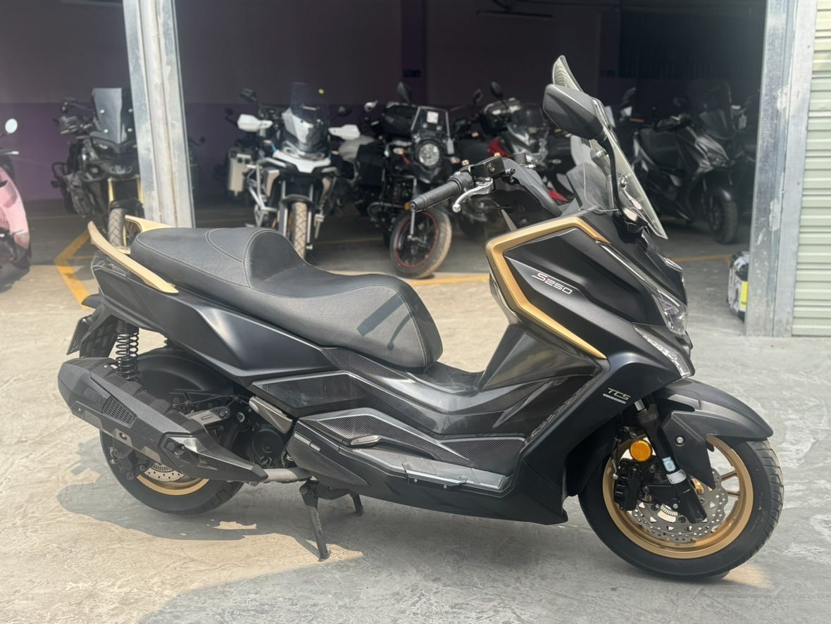 光阳 赛艇 S250