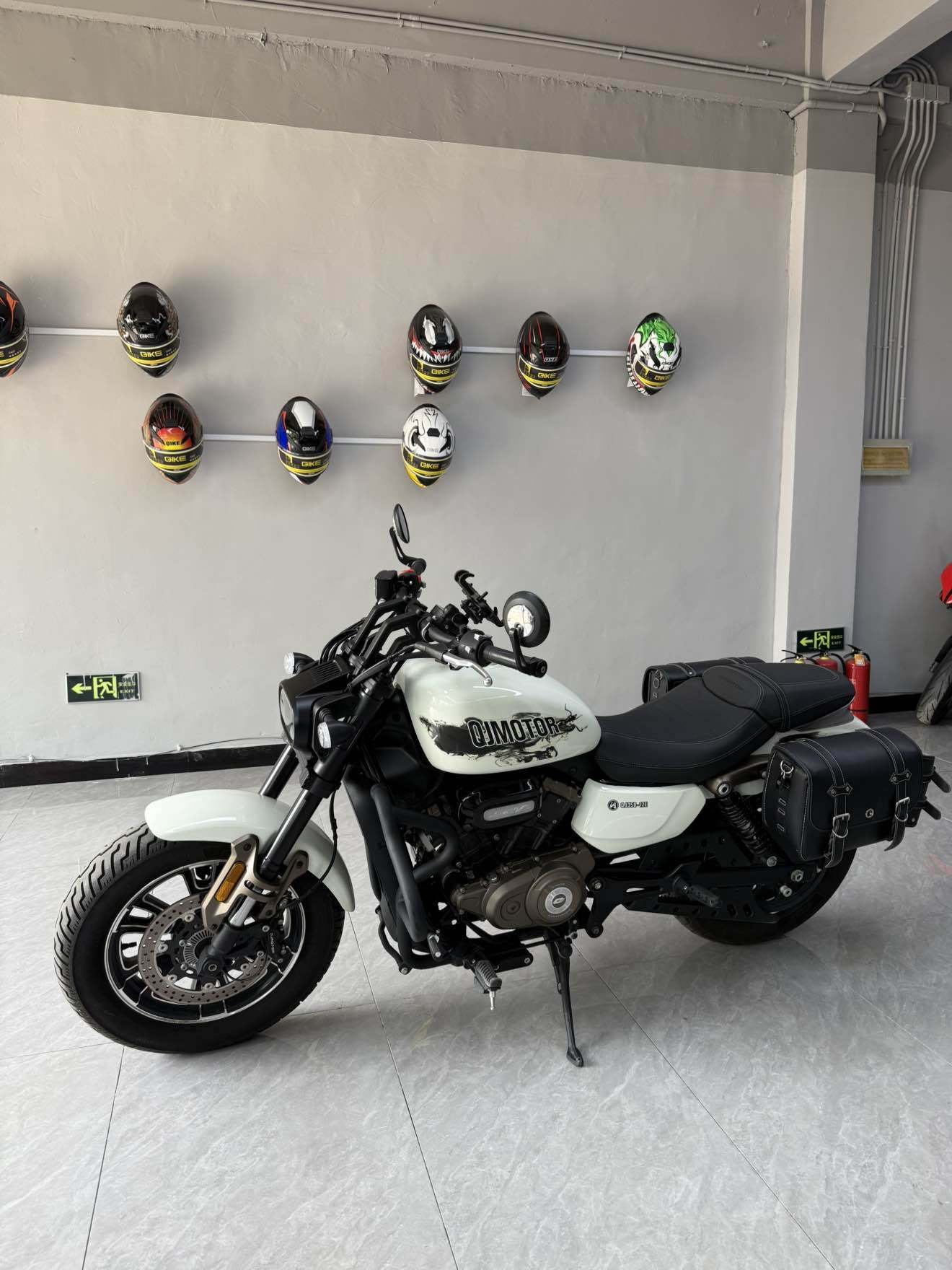 QJMOTOR 闪350