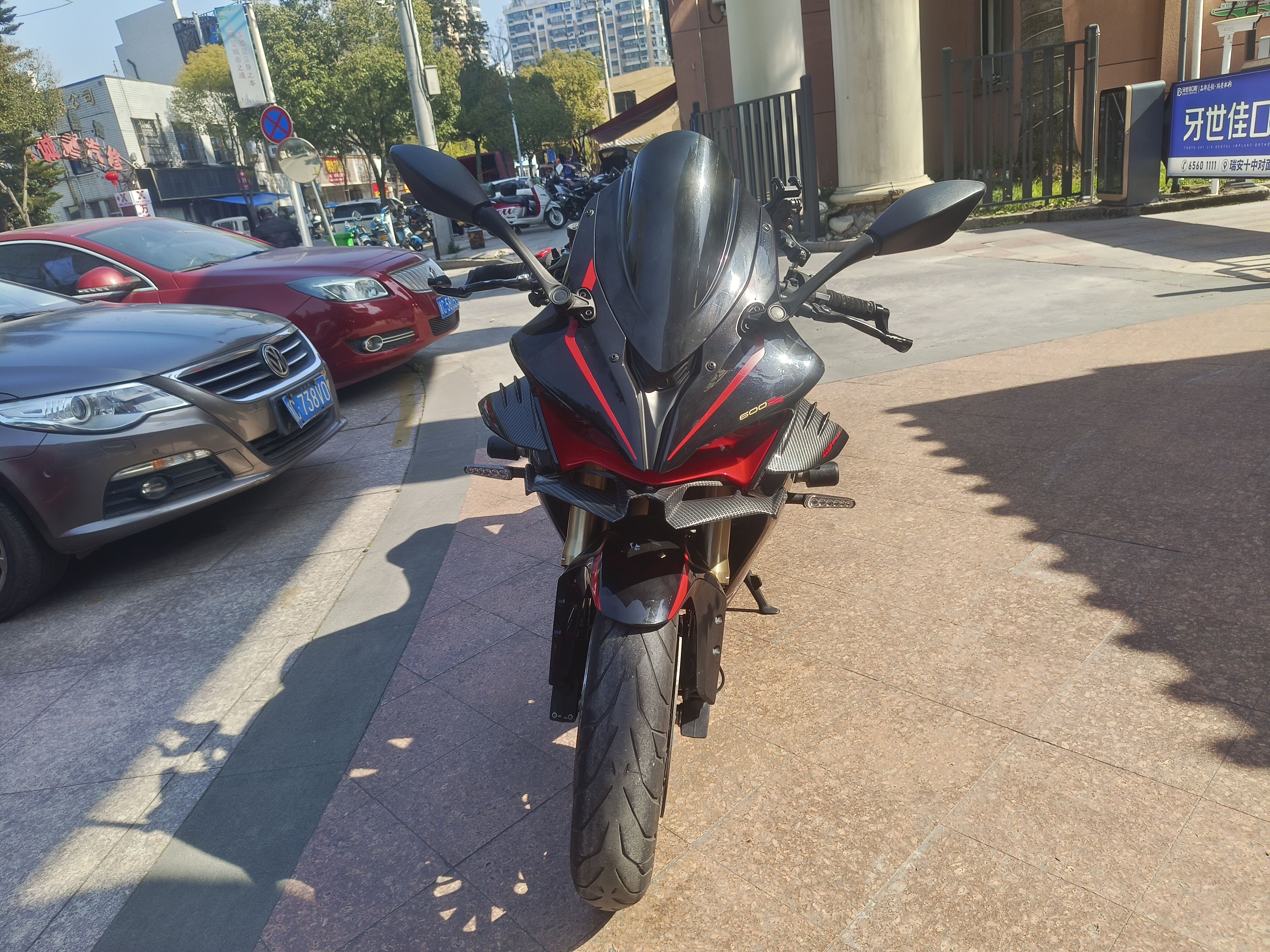 QJMOTOR 赛600