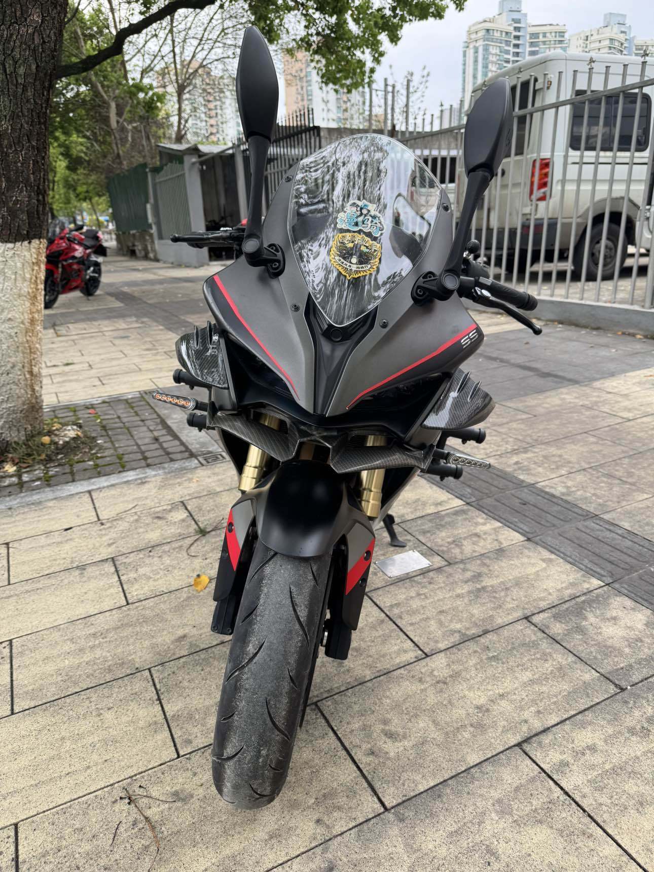 QJMOTOR 赛600