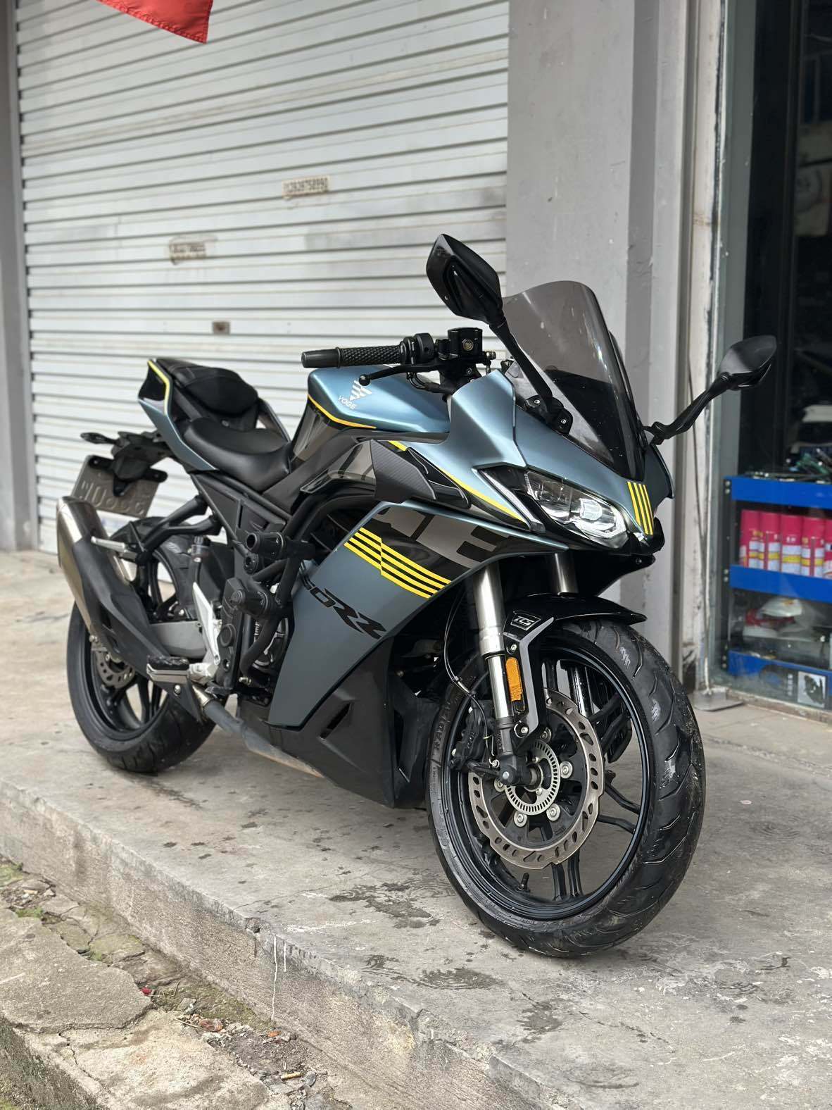 无极 250RR