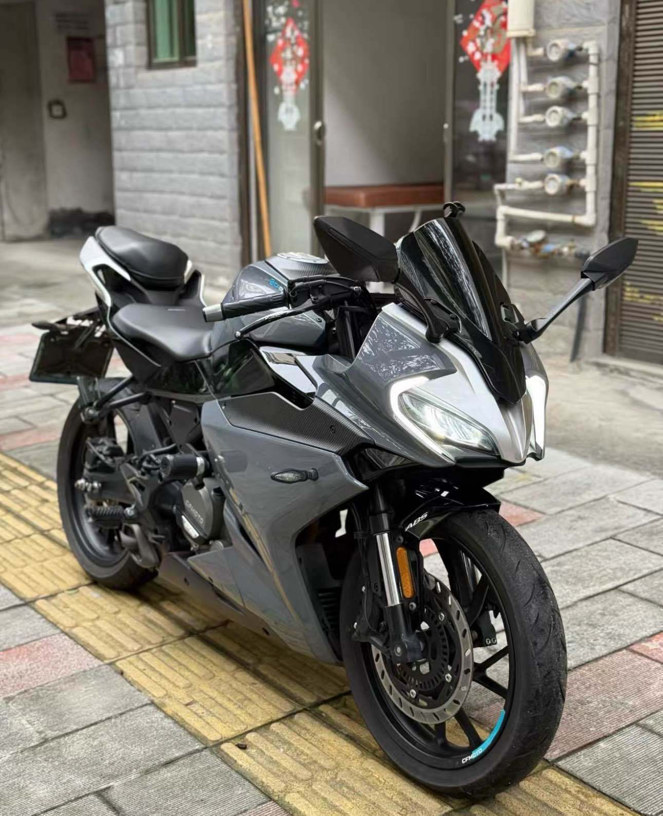 春风 250SR