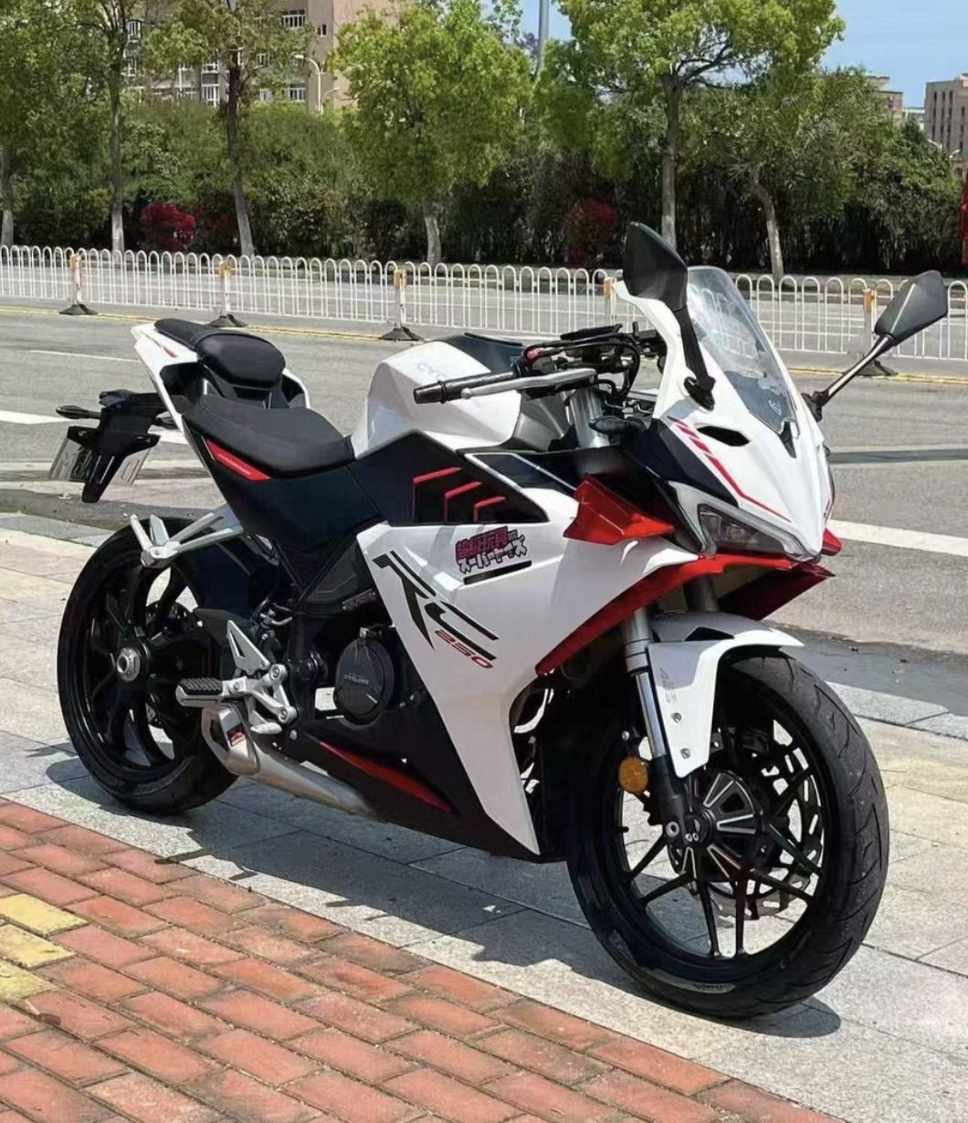赛科龙 RC250