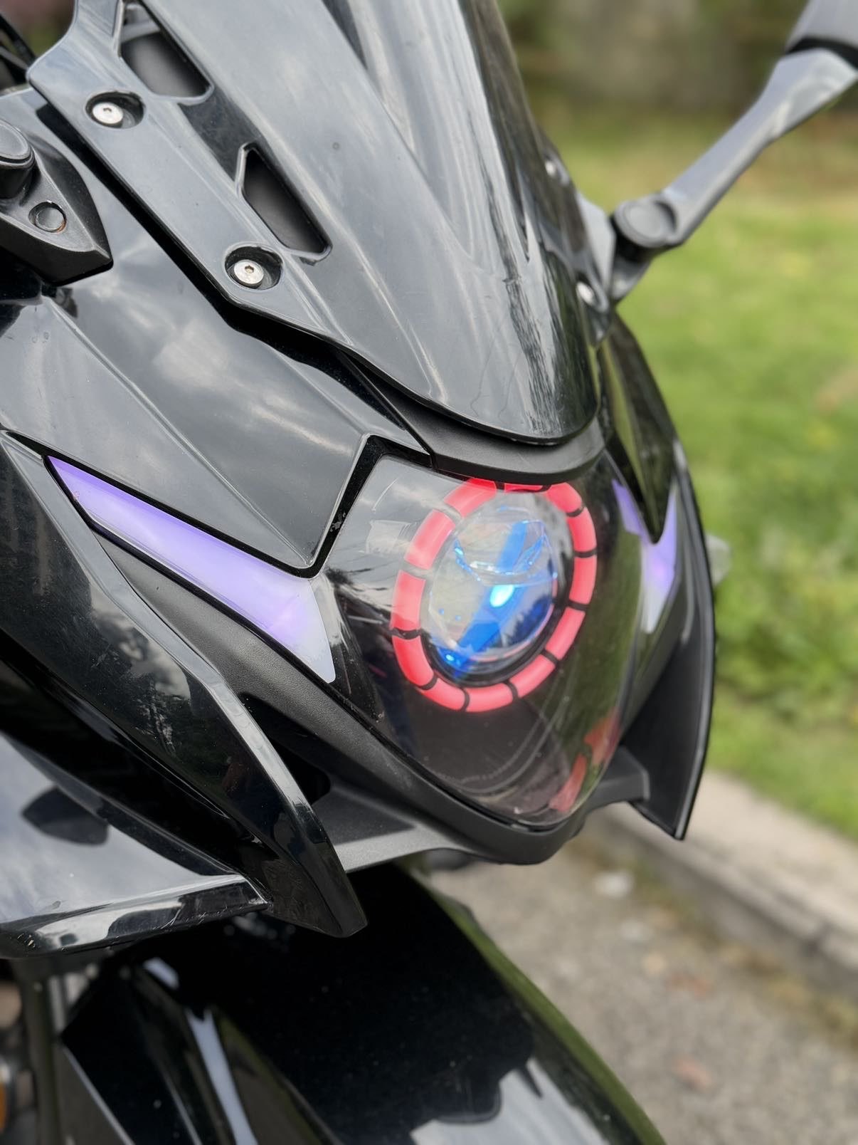 豪爵铃木 GSX250R
