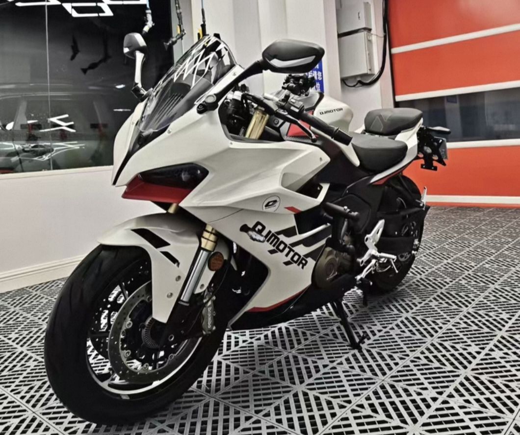 QJMOTOR 赛550