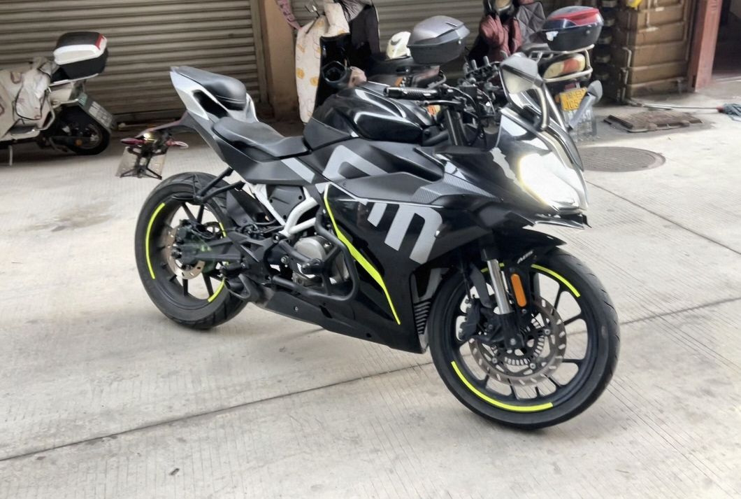 春风 250SR