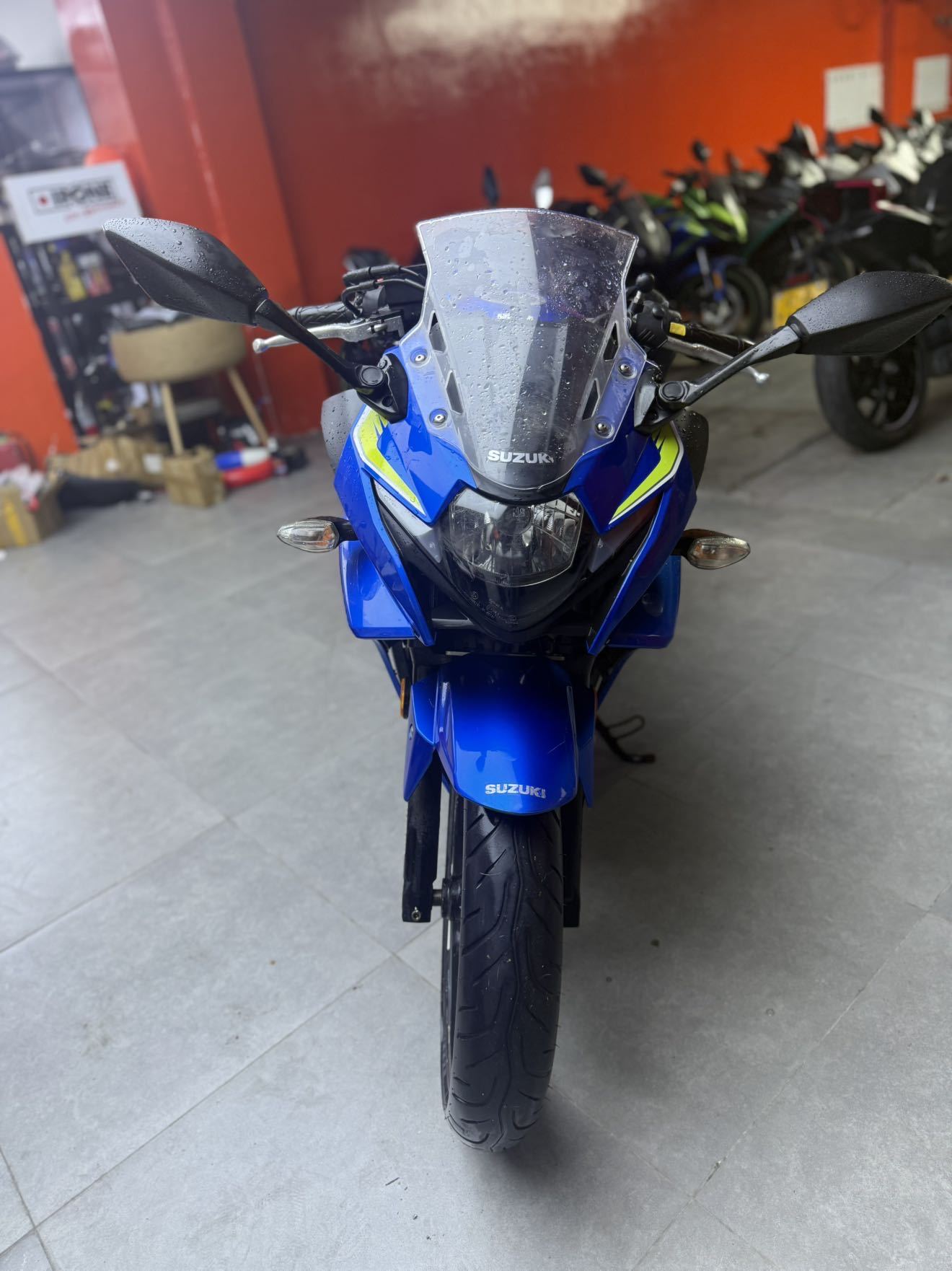 豪爵铃木 GSX250R
