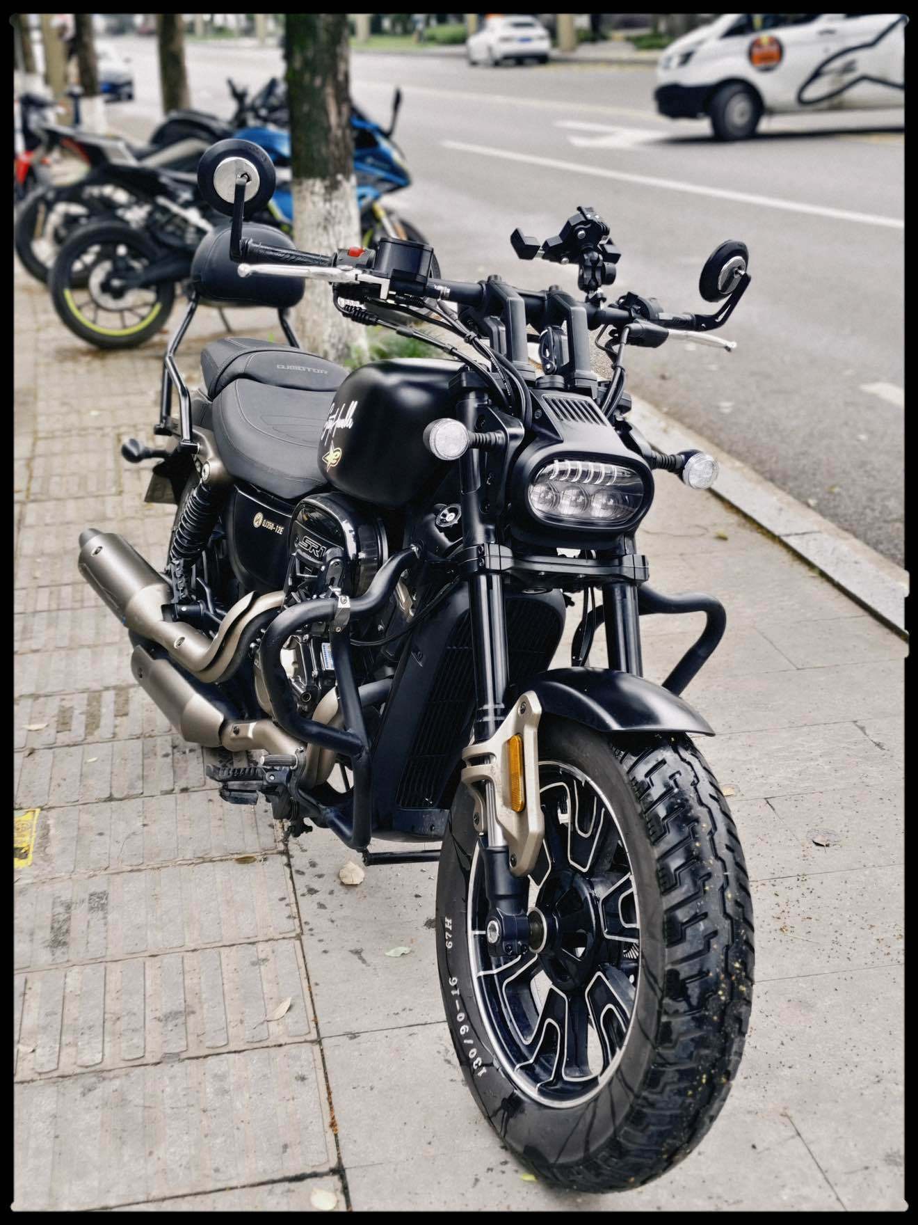 QJMOTOR 闪350