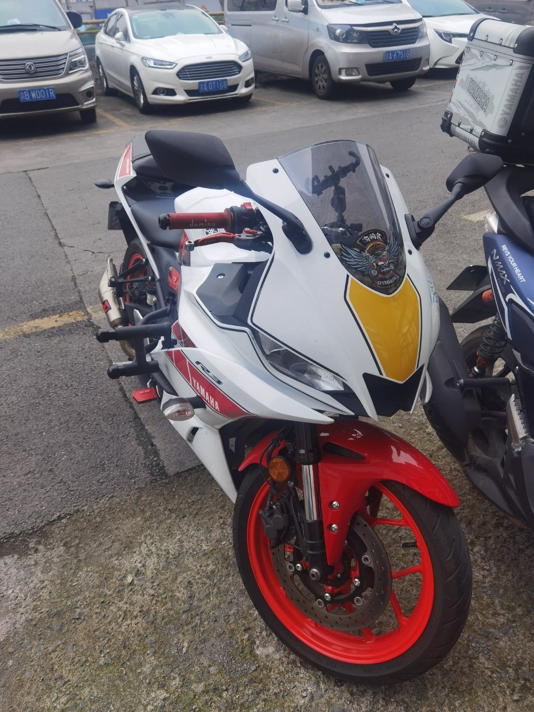 雅马哈 YZF-R3