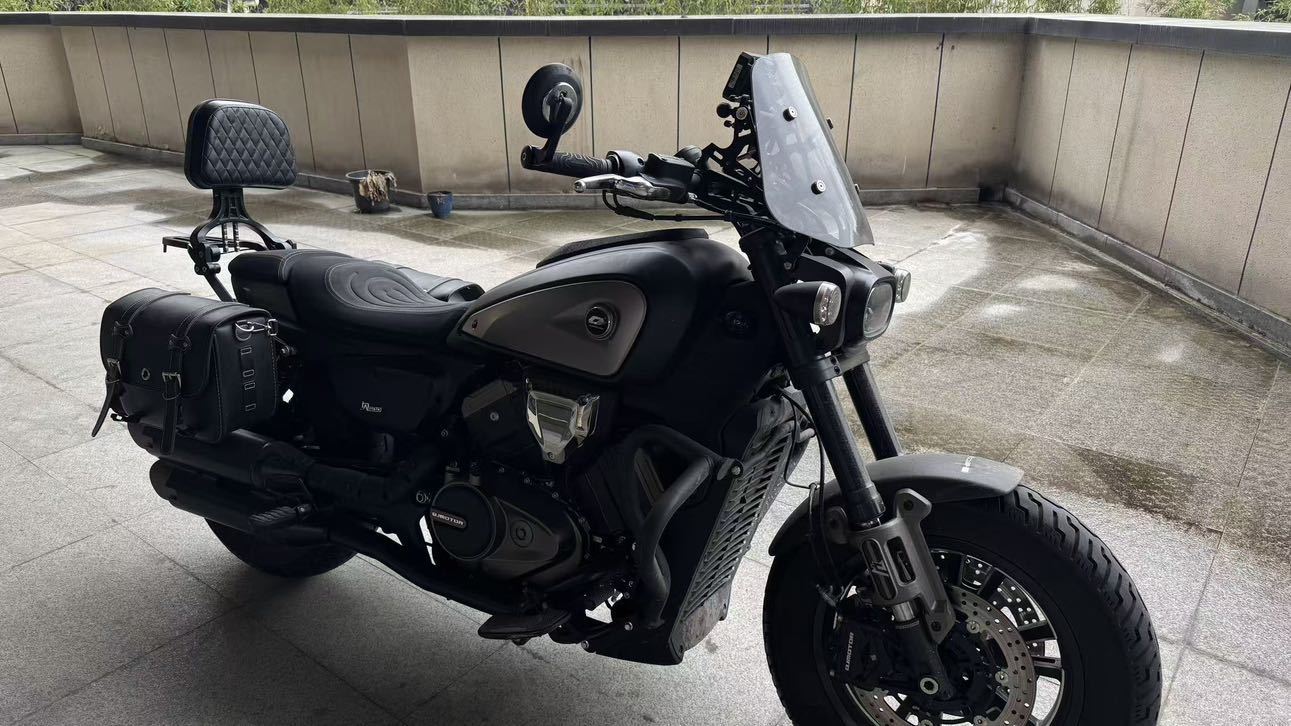 QJMOTOR 闪600