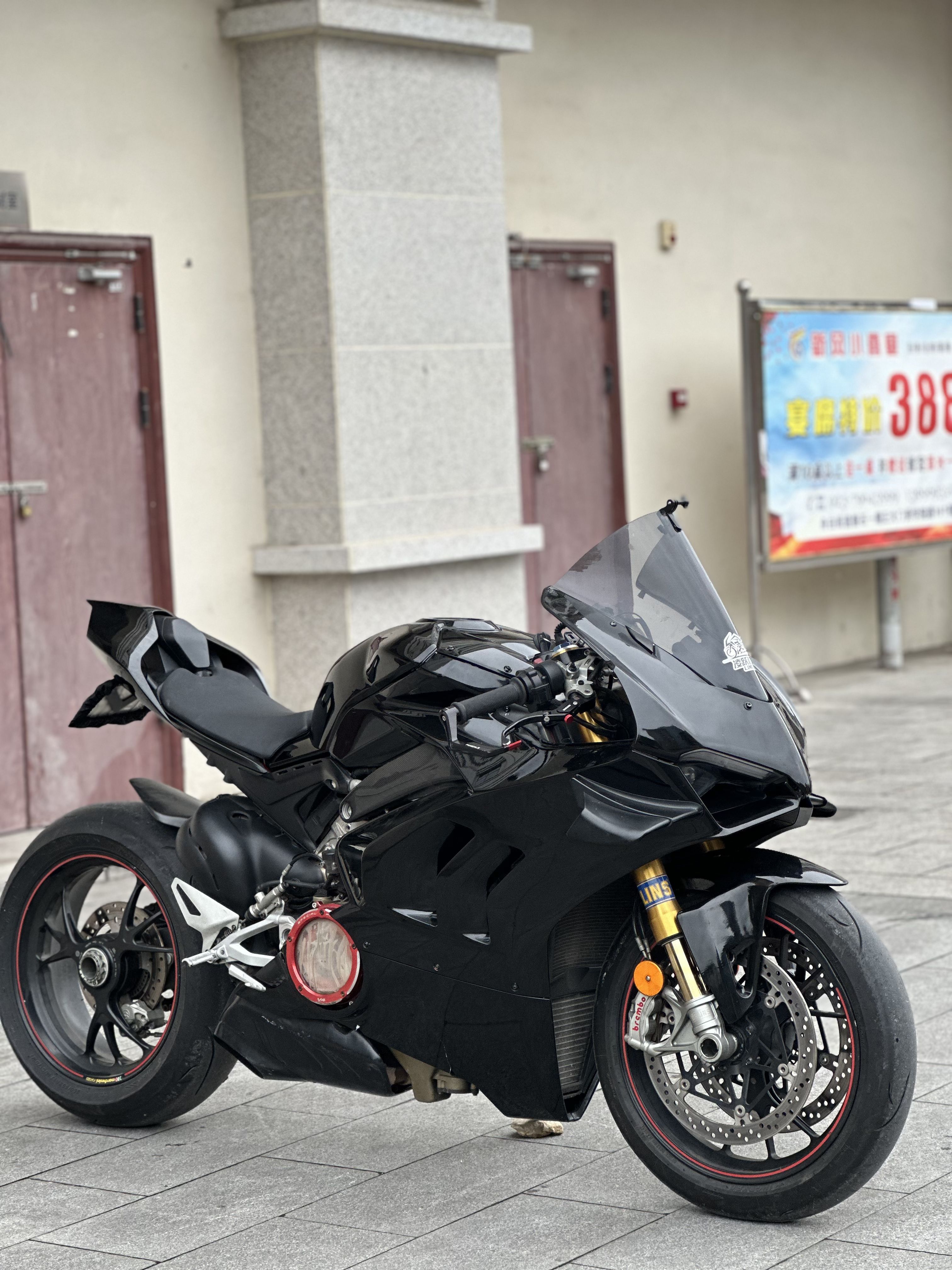 杜卡迪 Panigale V4