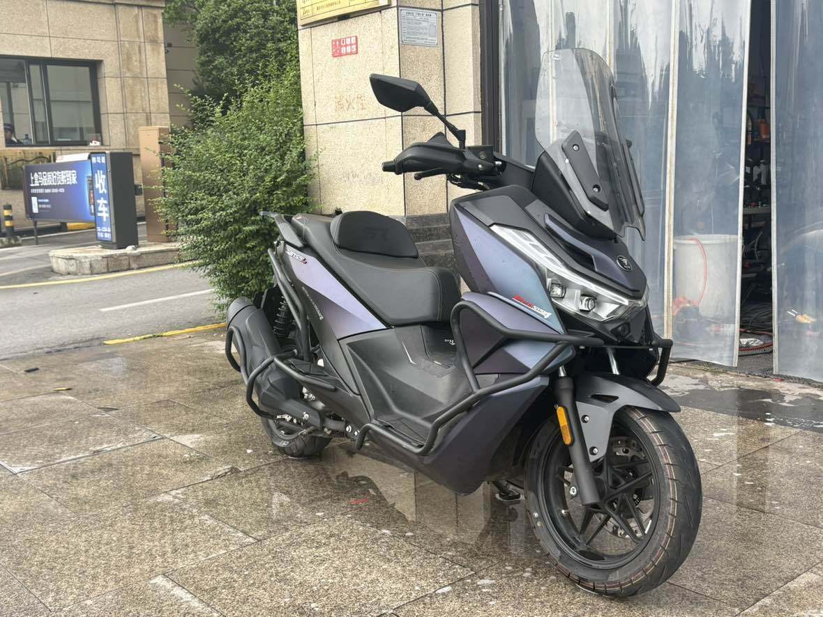 无极 SR250GT