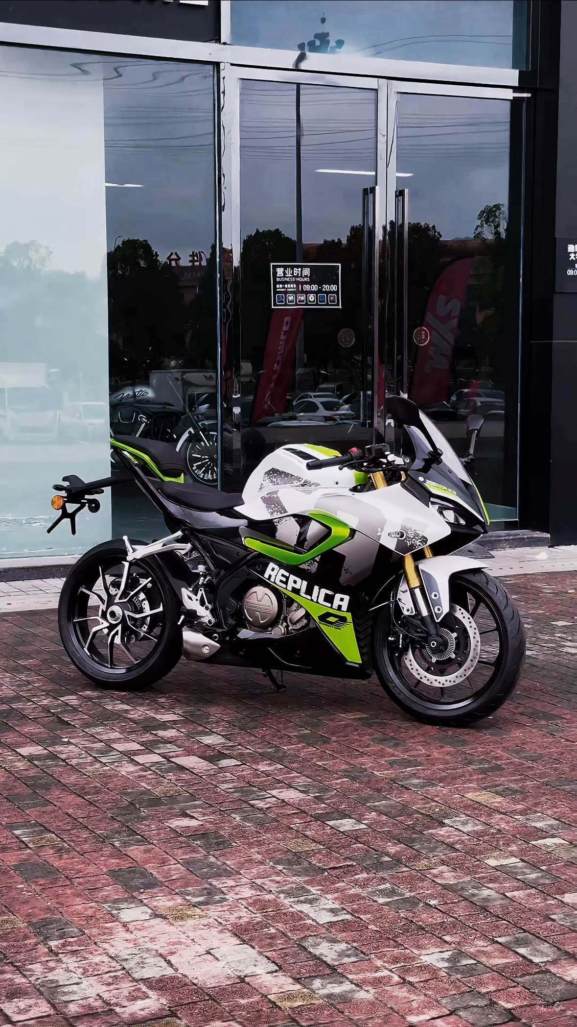 QJMOTOR 赛250