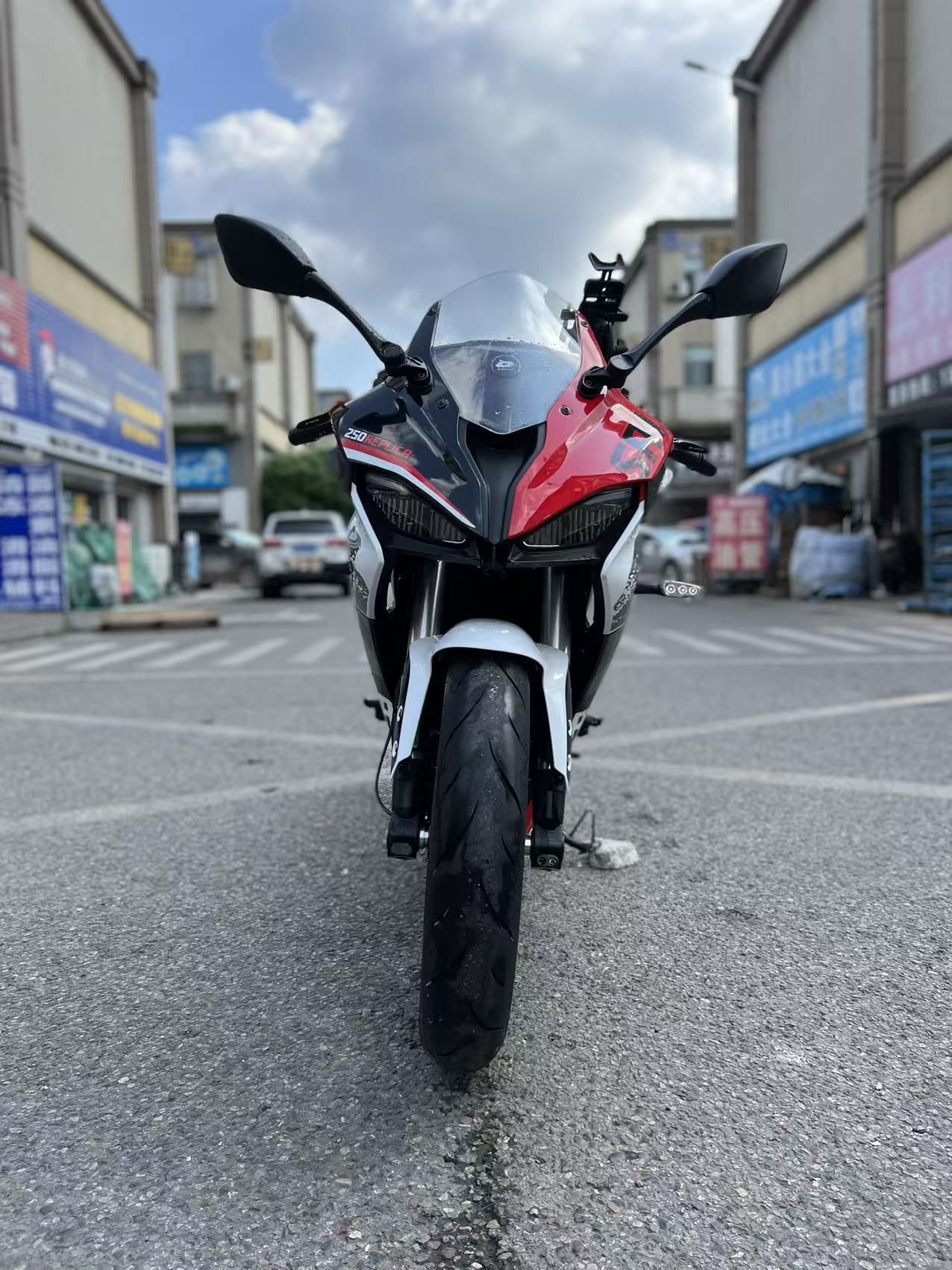 QJMOTOR 赛250