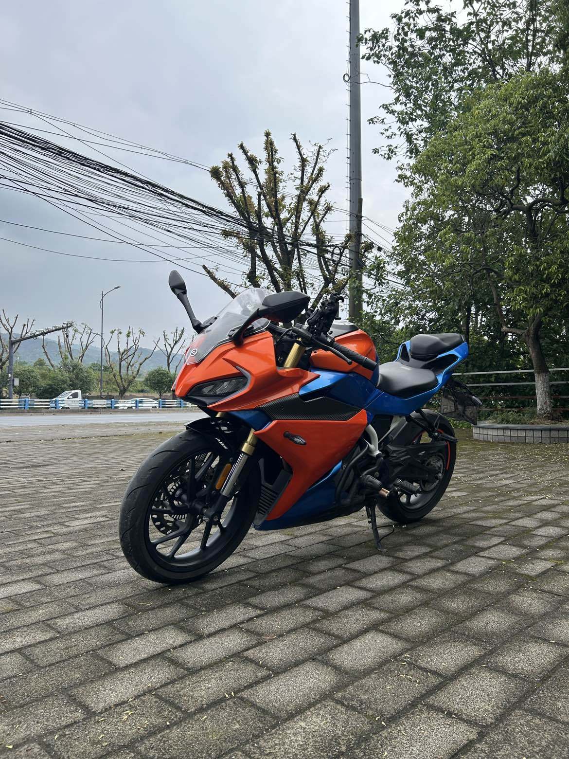 春风 250SR