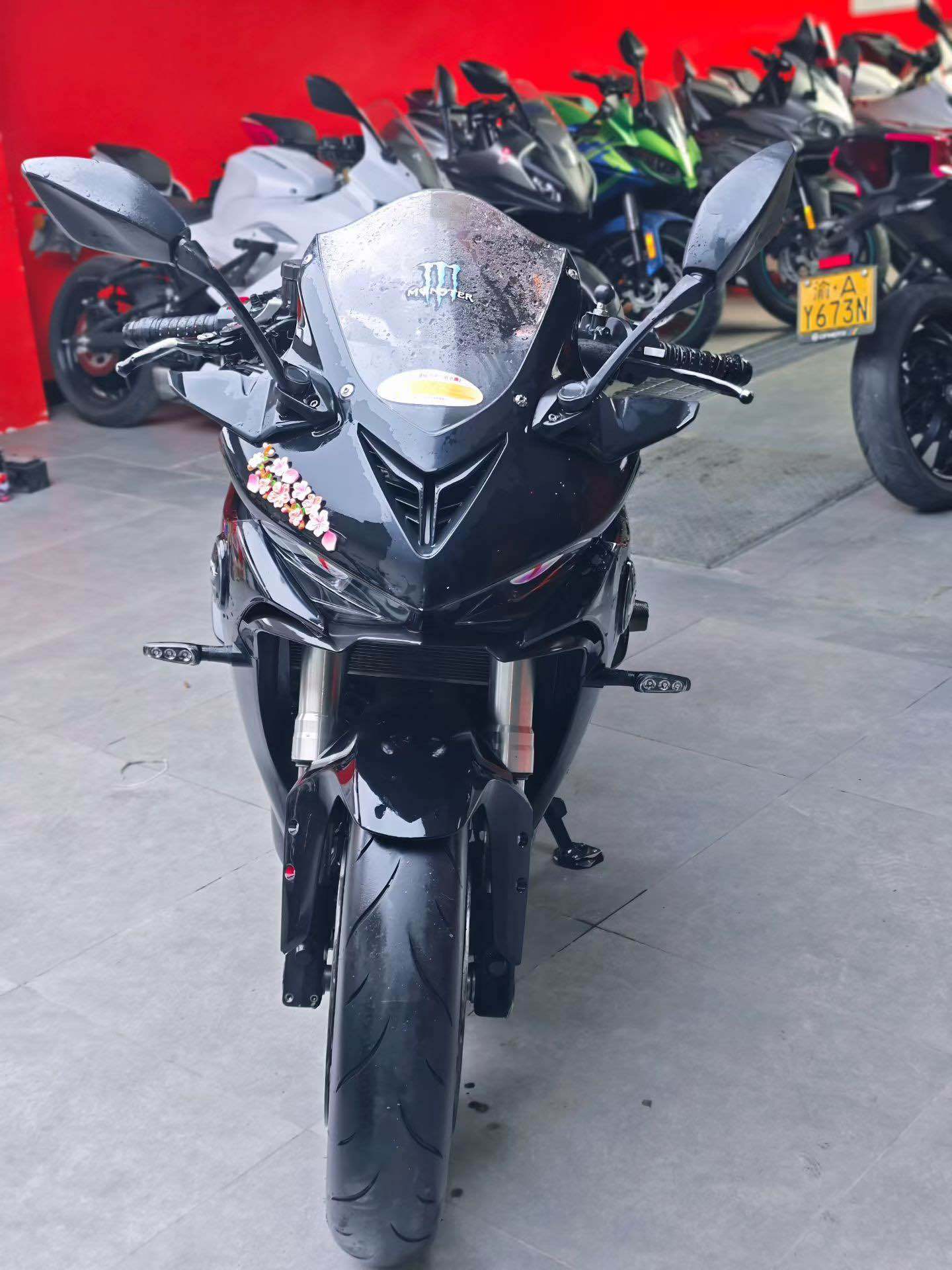QJMOTOR 赛600