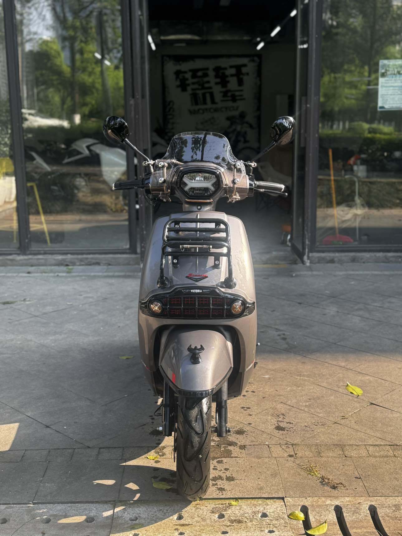 维多利亚 Sixties 150Si