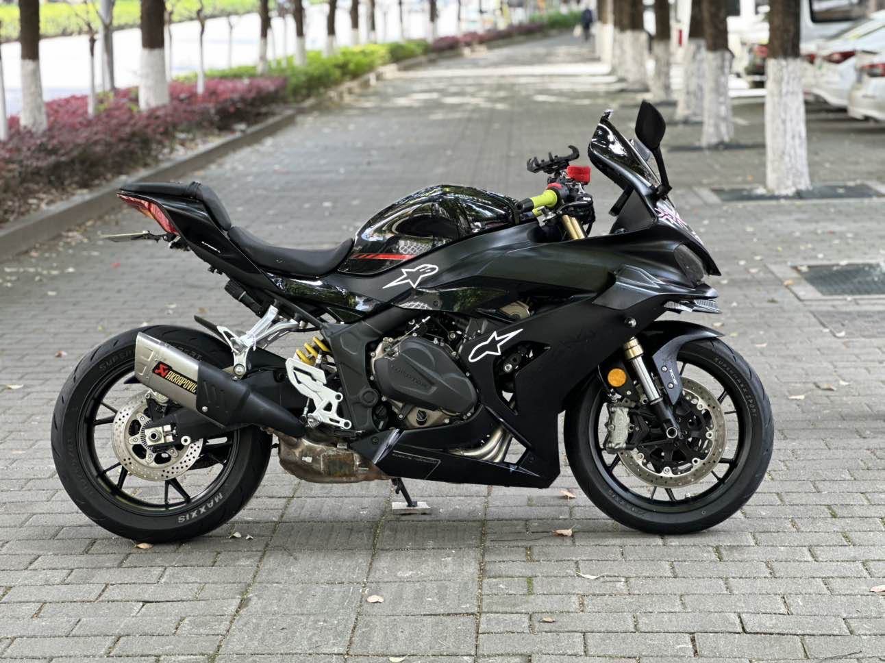 QJMOTOR 赛600